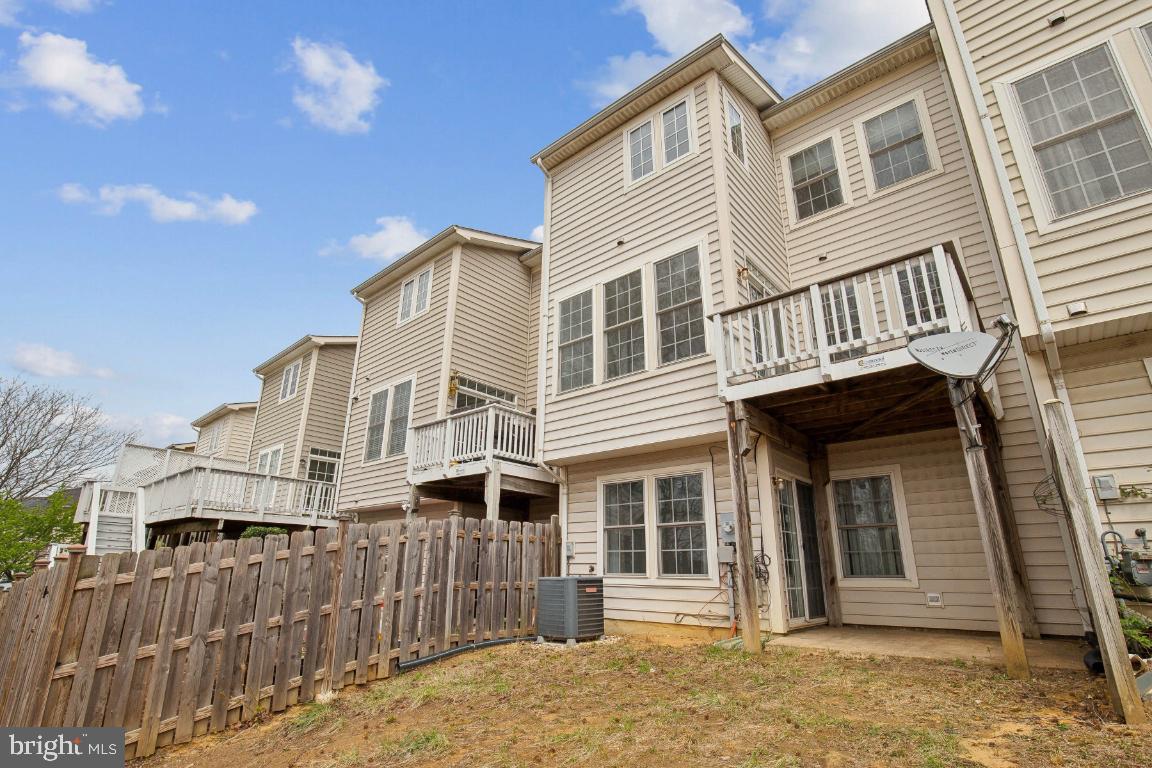 GUNSTON HILL - Residential Lease