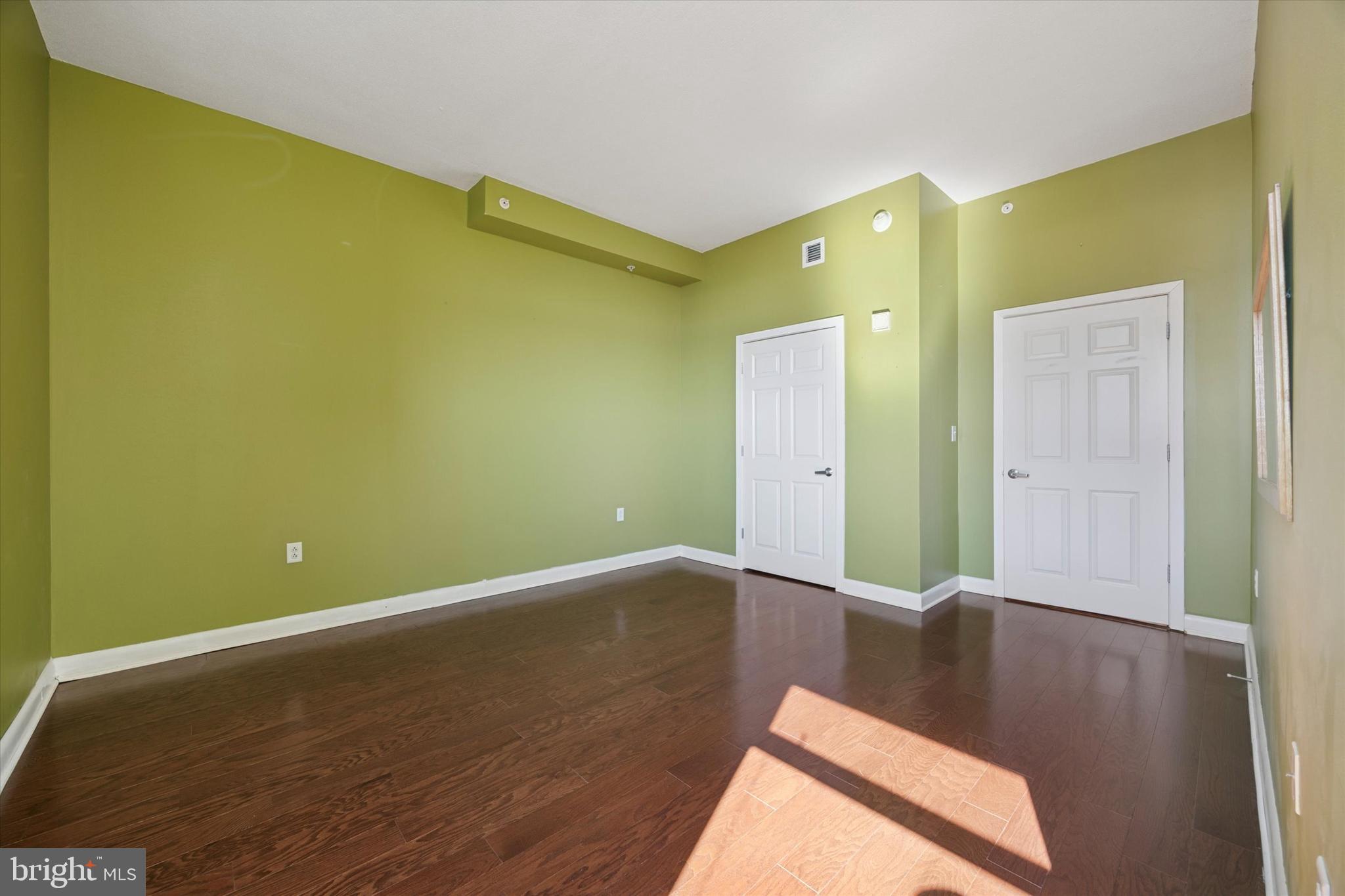OLD CITY - Residential Lease