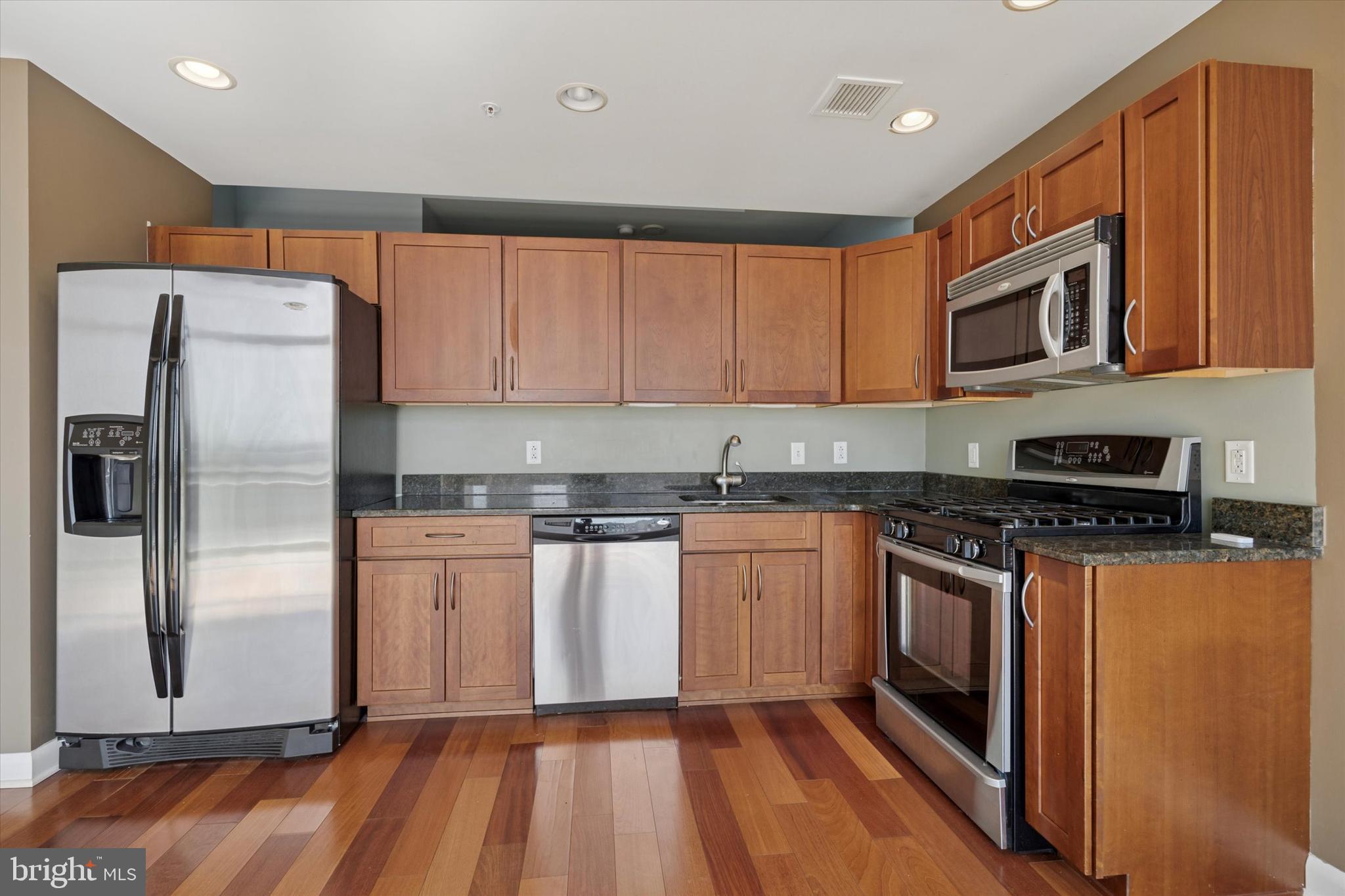 OLD CITY - Residential Lease