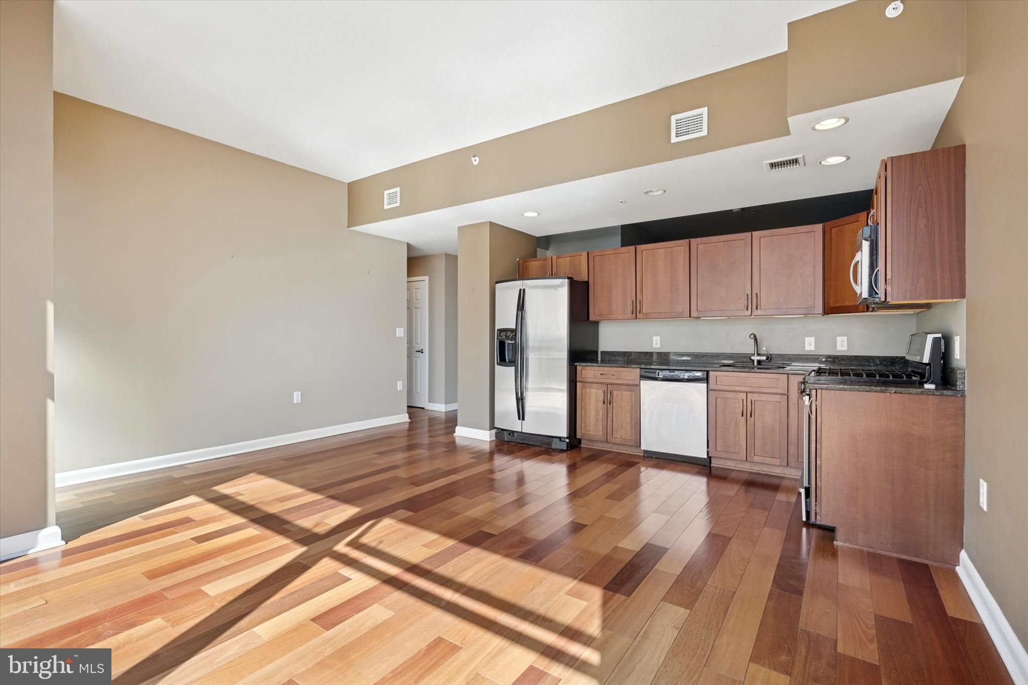 OLD CITY - Residential Lease
