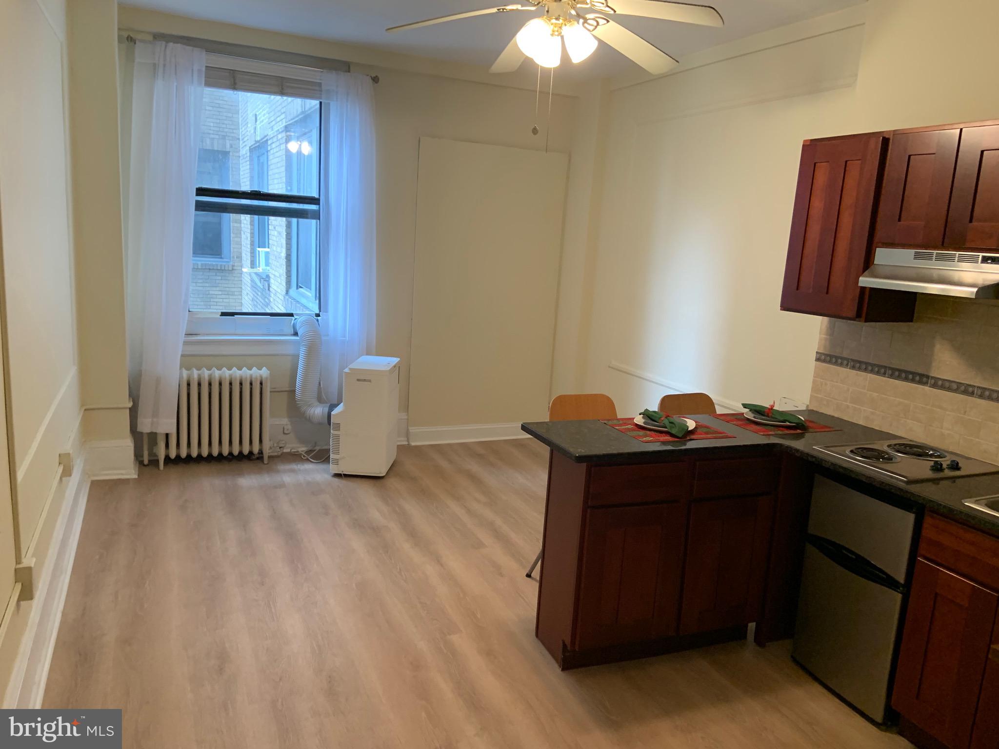 WASHINGTON SQ WEST - Residential