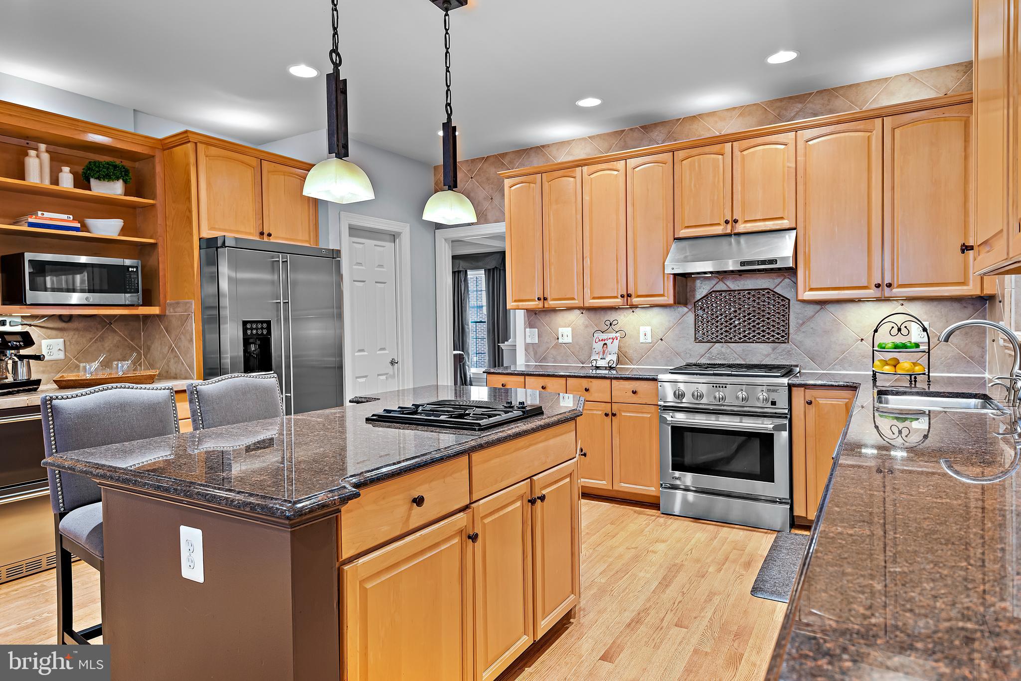 PALATINE OAKS - Residential