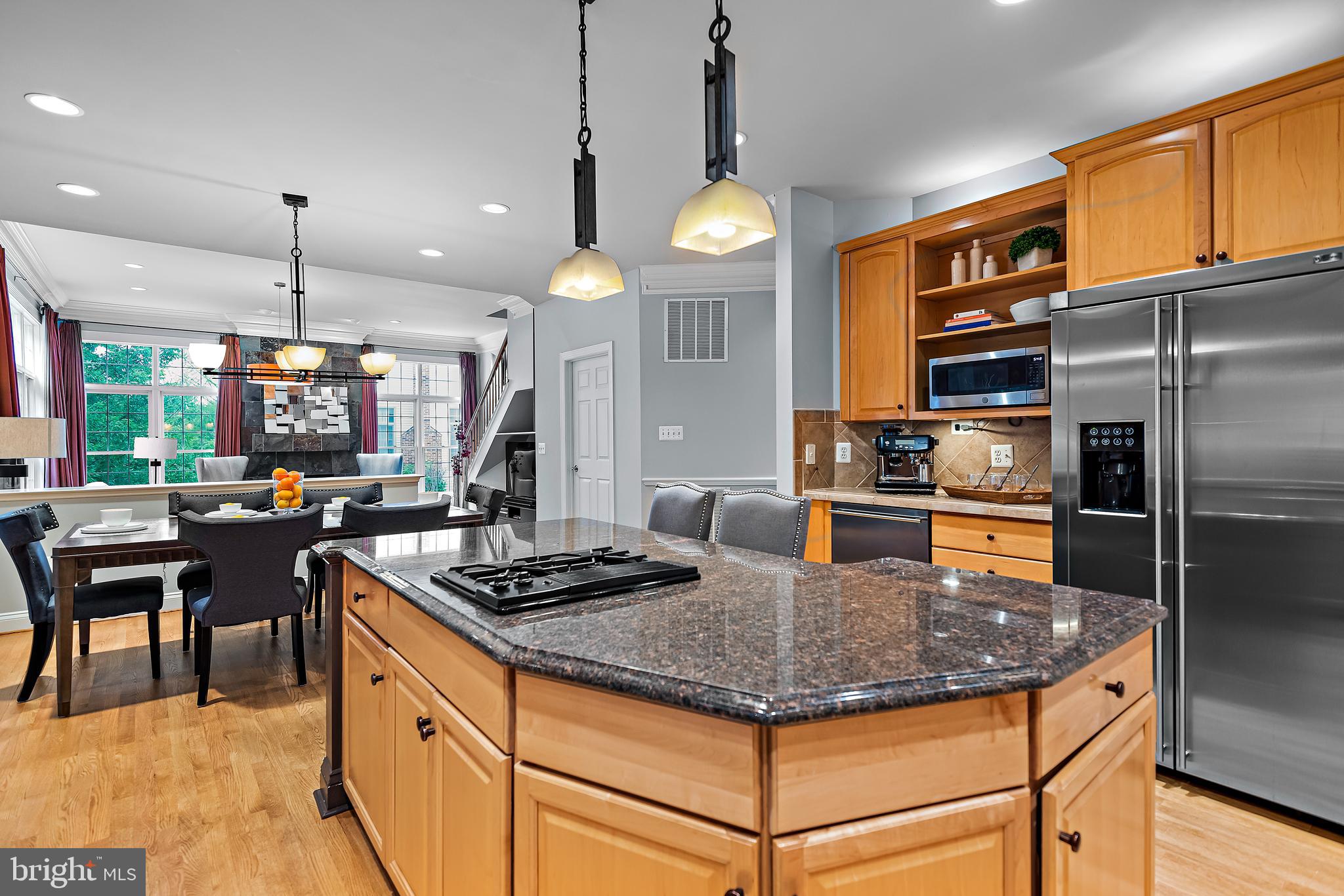 PALATINE OAKS - Residential