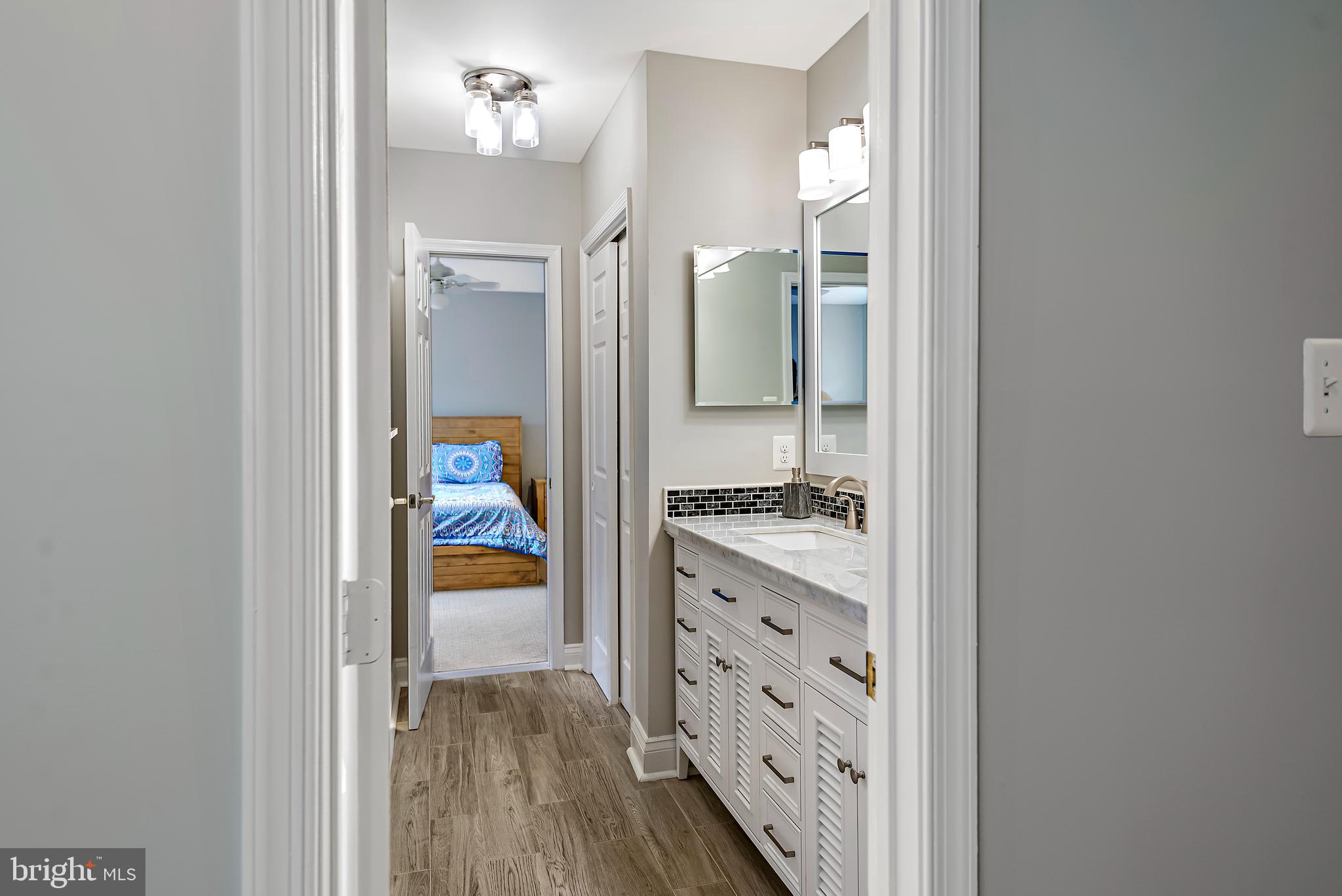 PALATINE OAKS - Residential