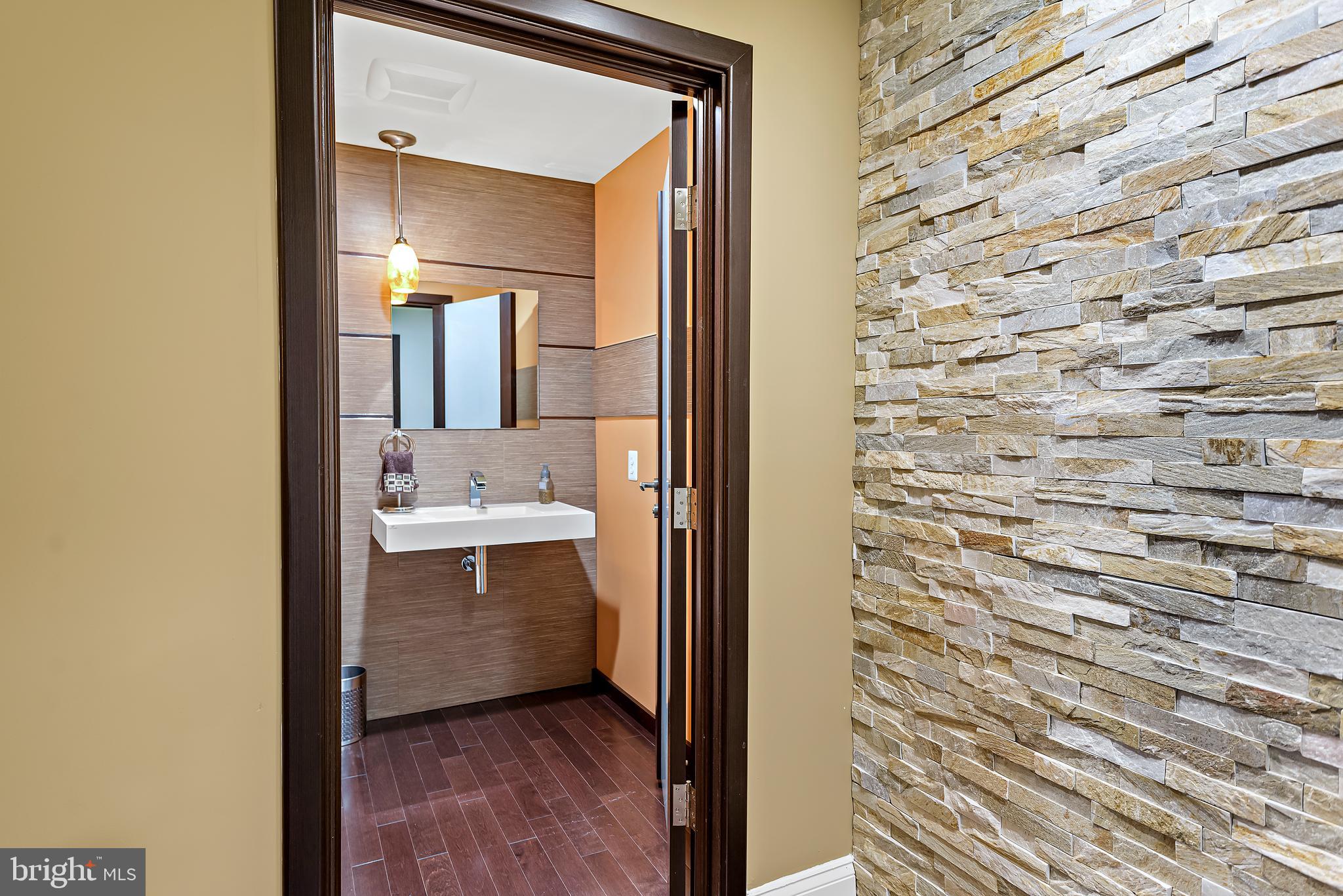 PALATINE OAKS - Residential