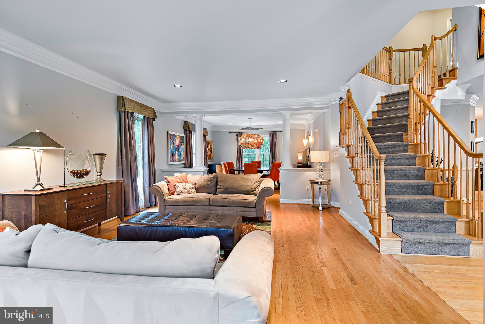 PALATINE OAKS - Residential