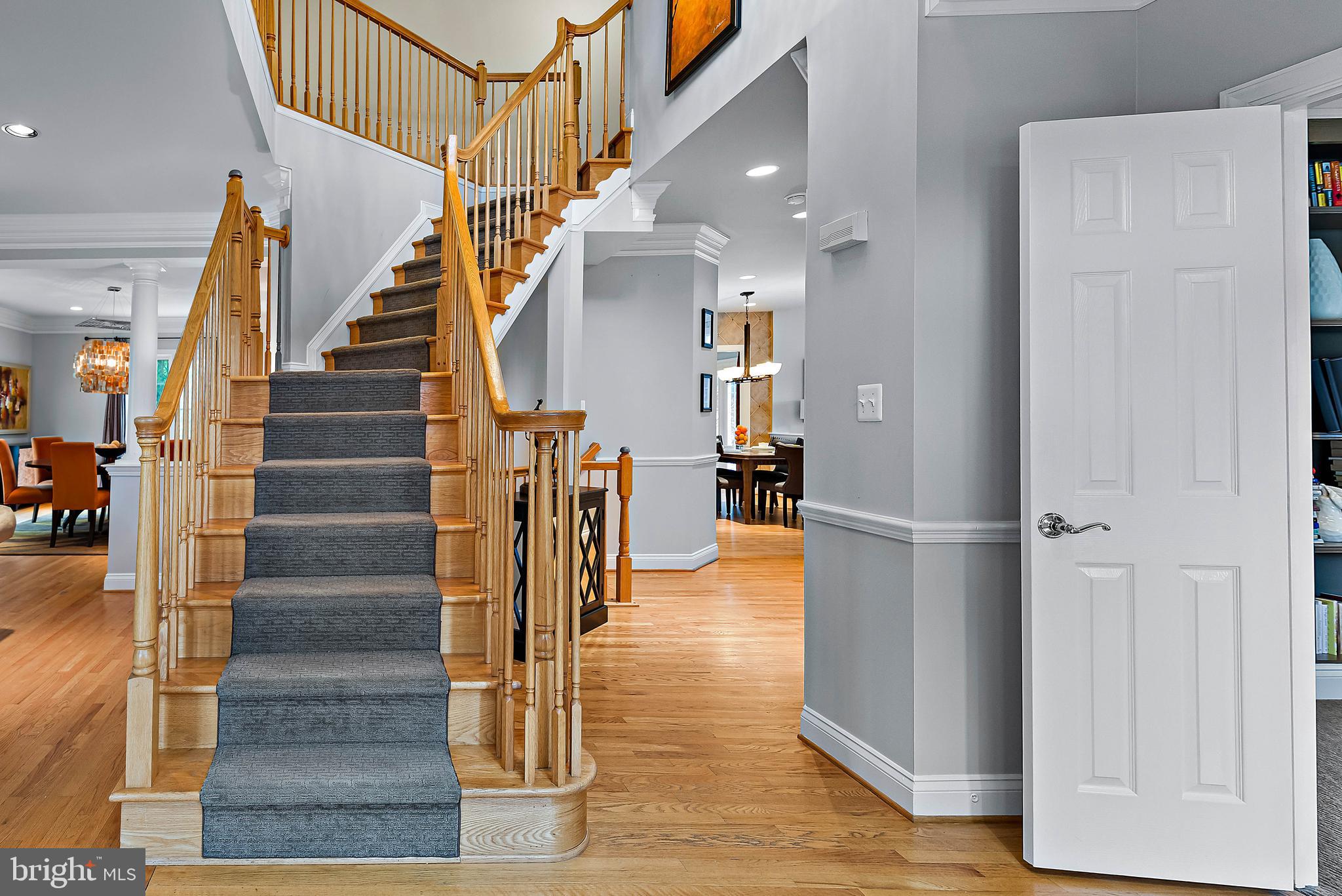 PALATINE OAKS - Residential