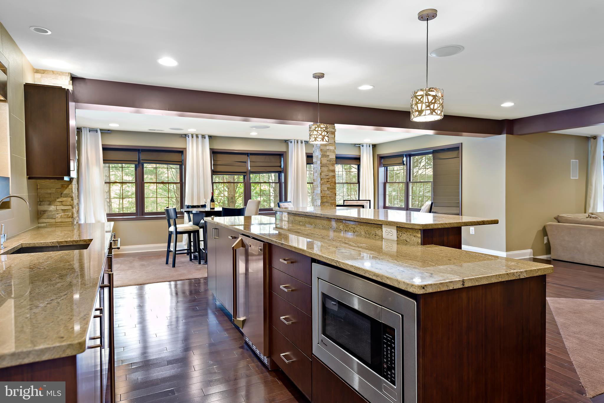 PALATINE OAKS - Residential