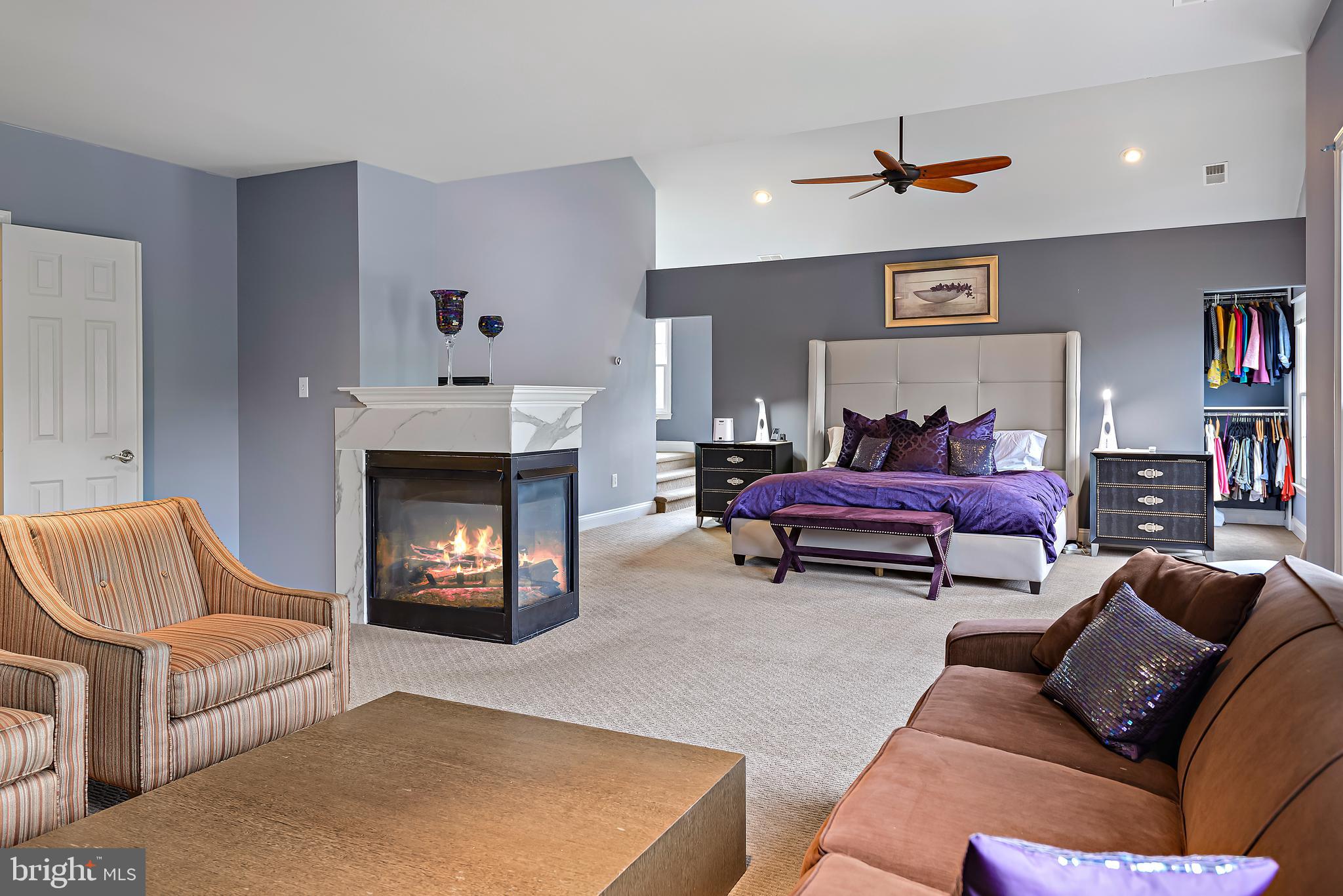 PALATINE OAKS - Residential