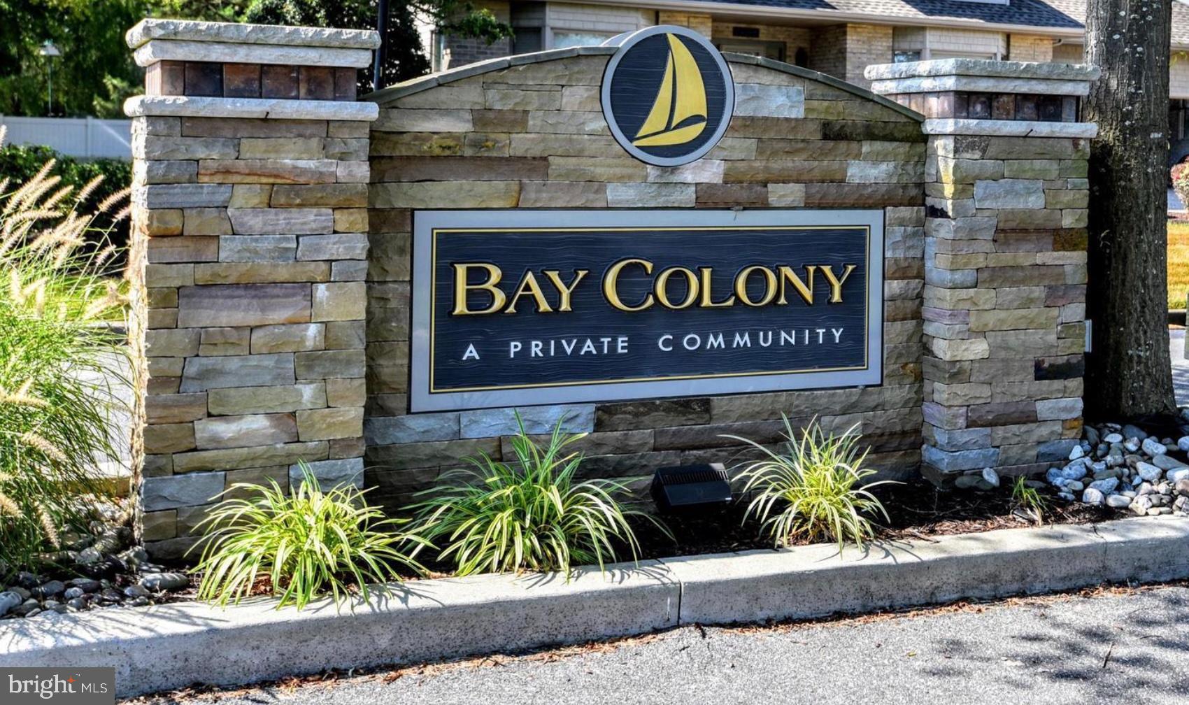 BAY COLONY - Residential