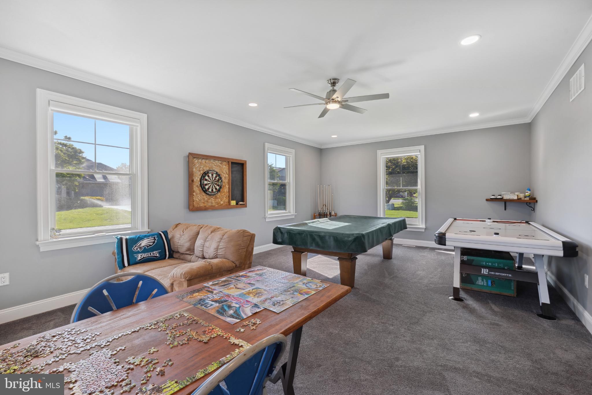 BAY COLONY - Residential