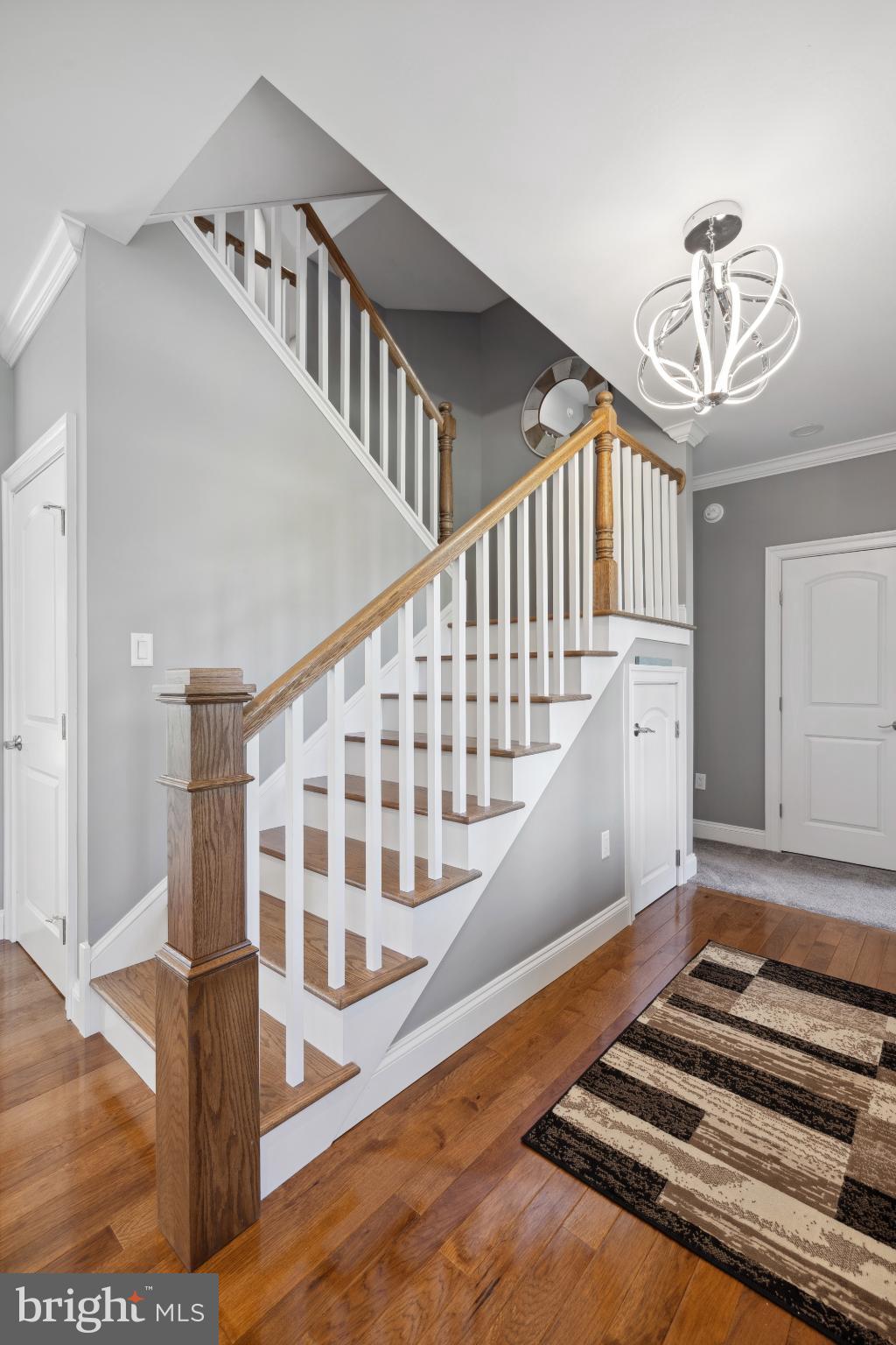 BAY COLONY - Residential