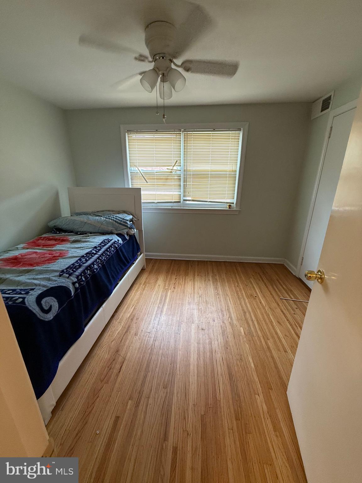 PHILADELPHIA (NORTHEAST) - Residential