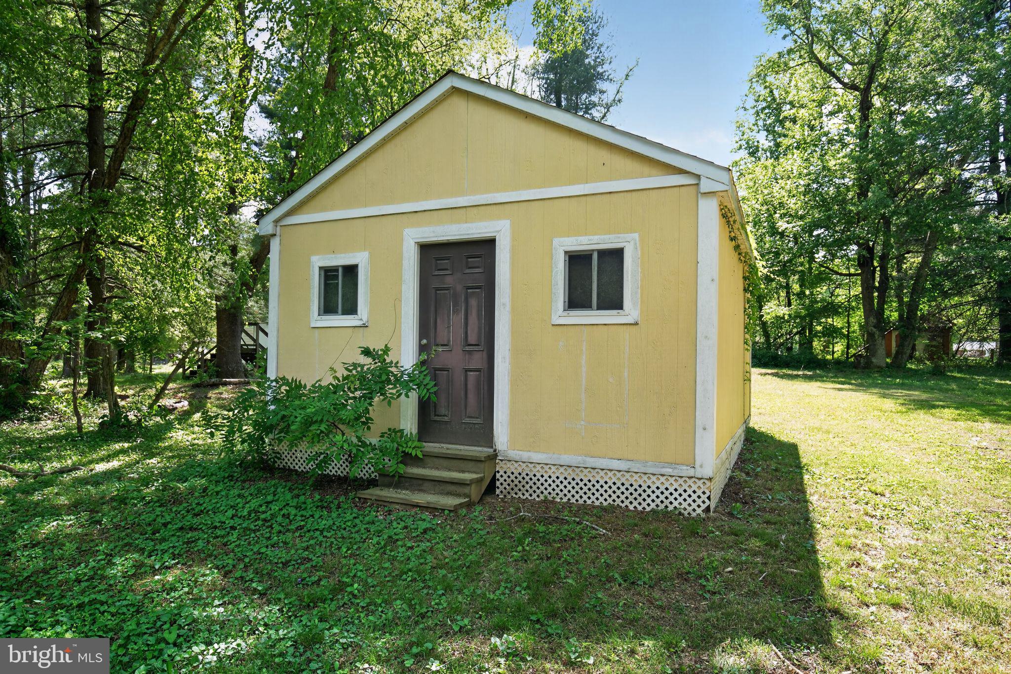 ROBIE MANOR - Residential