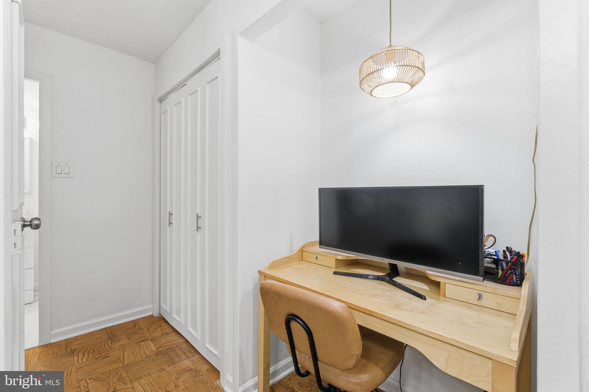 CIRCLE - Residential