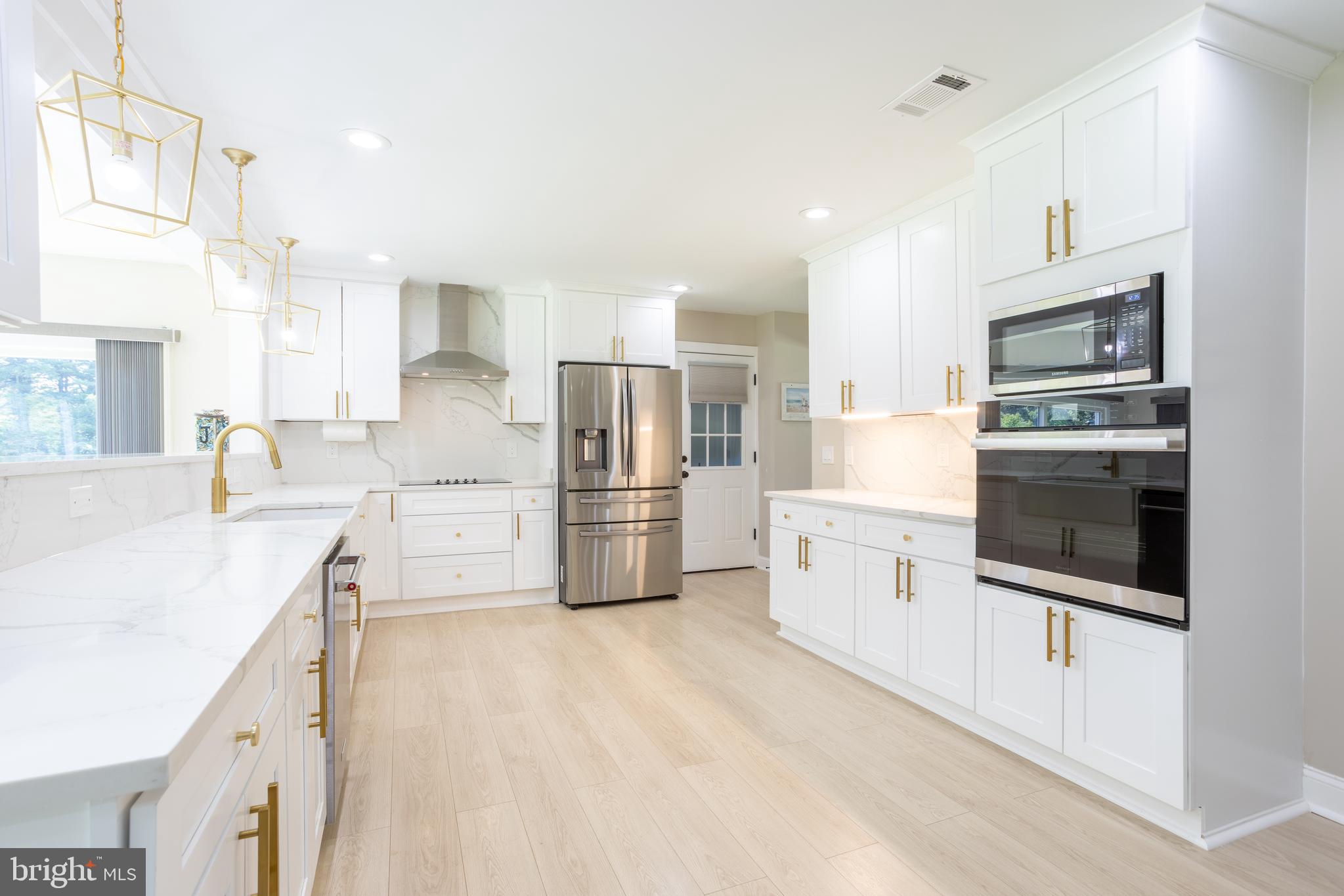 LONG GREEN MANOR - Residential