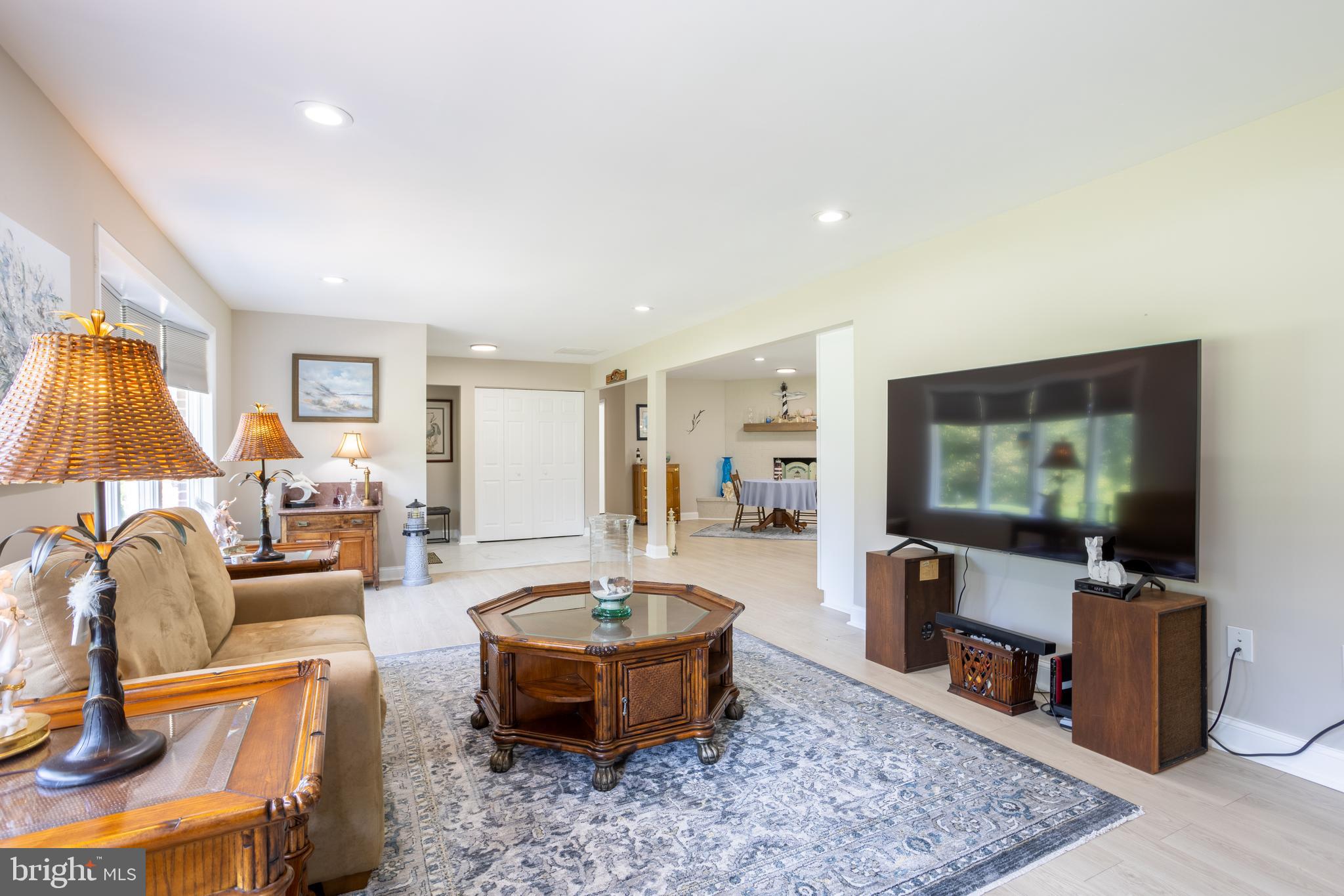 LONG GREEN MANOR - Residential