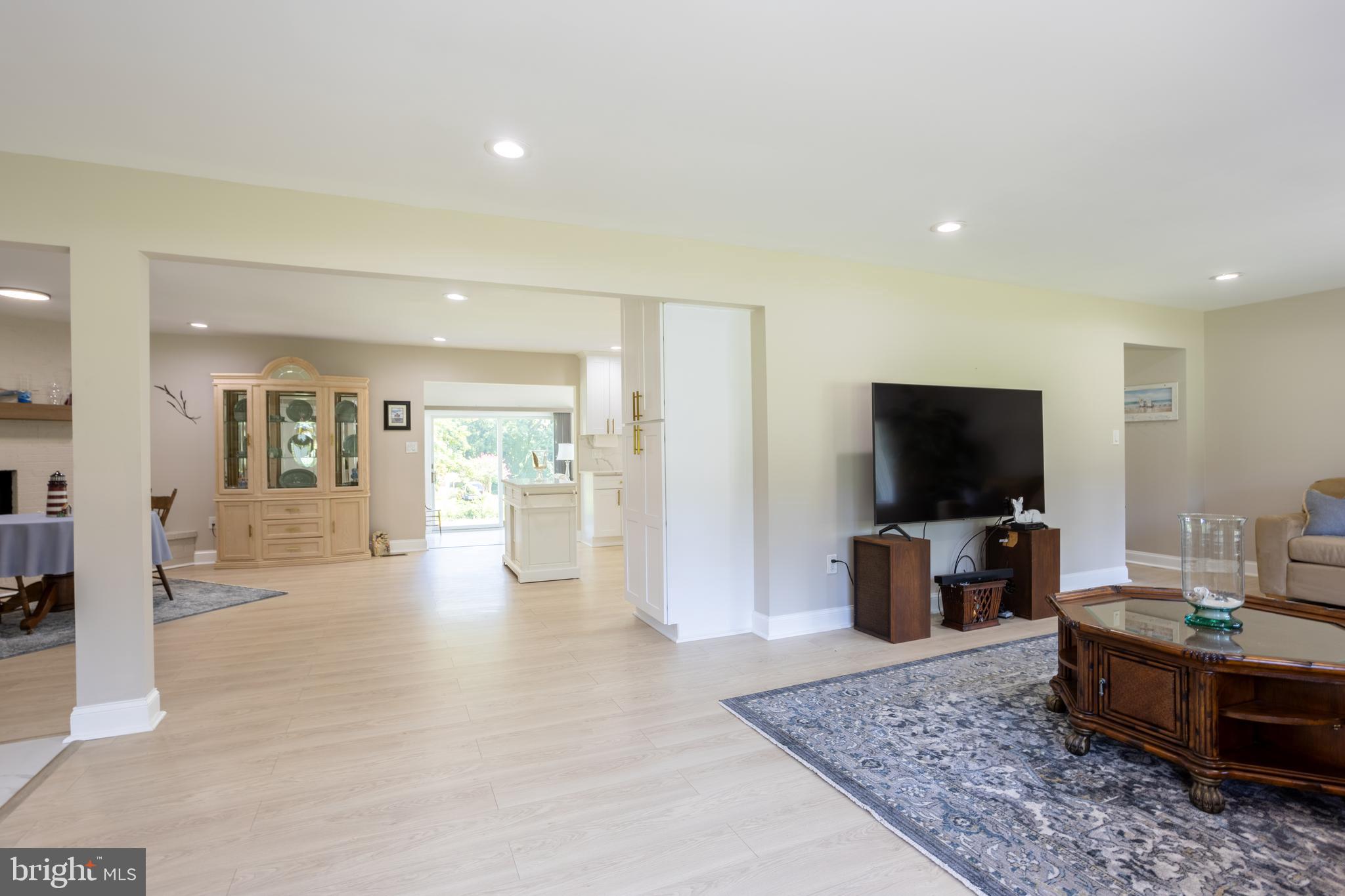 LONG GREEN MANOR - Residential