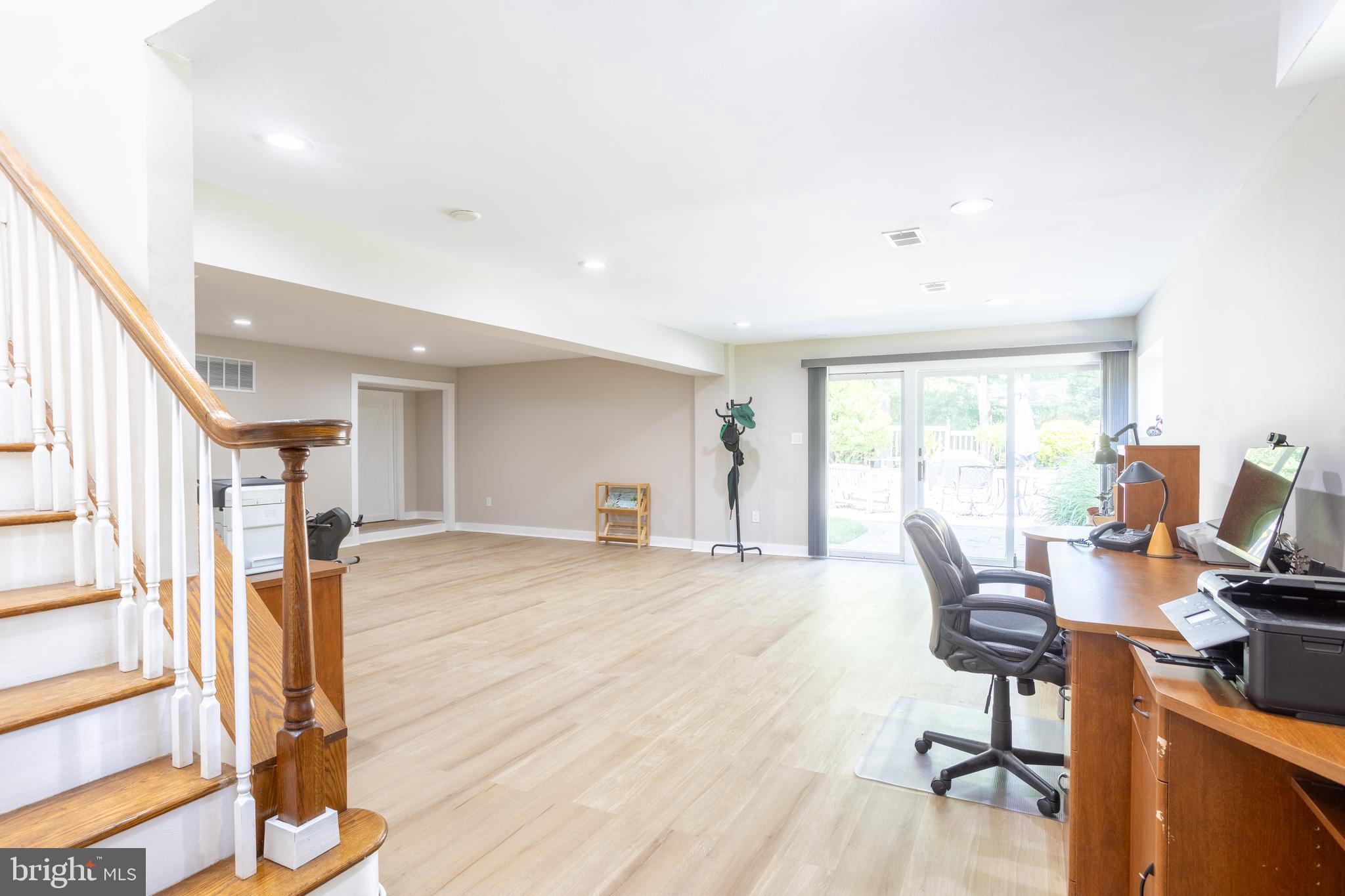 LONG GREEN MANOR - Residential