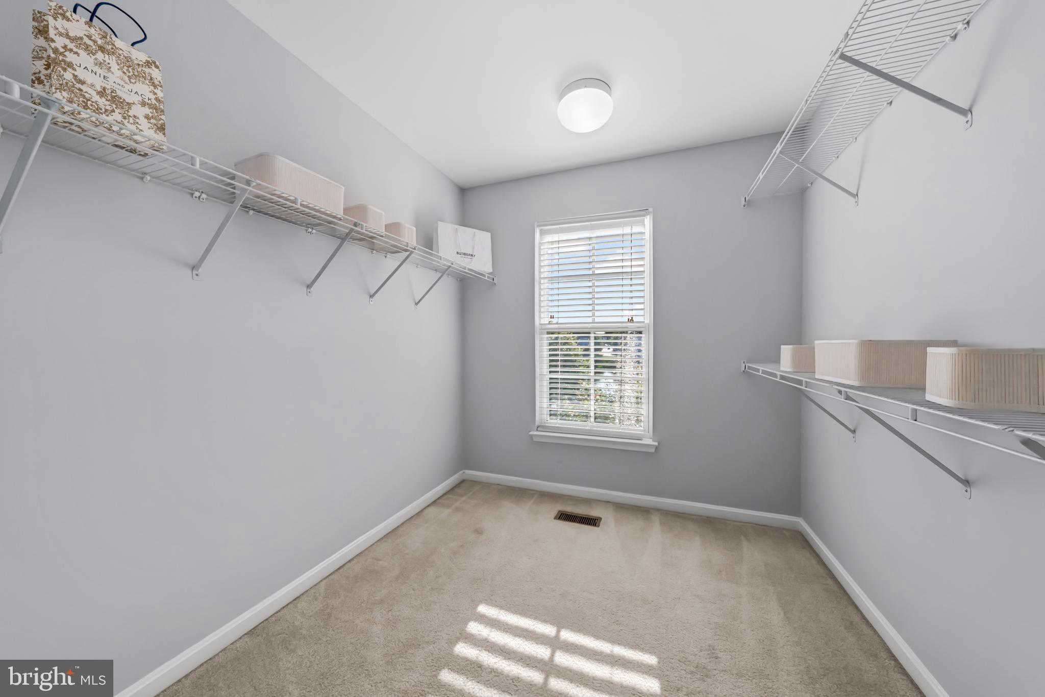 VICTORY LAKES - Residential