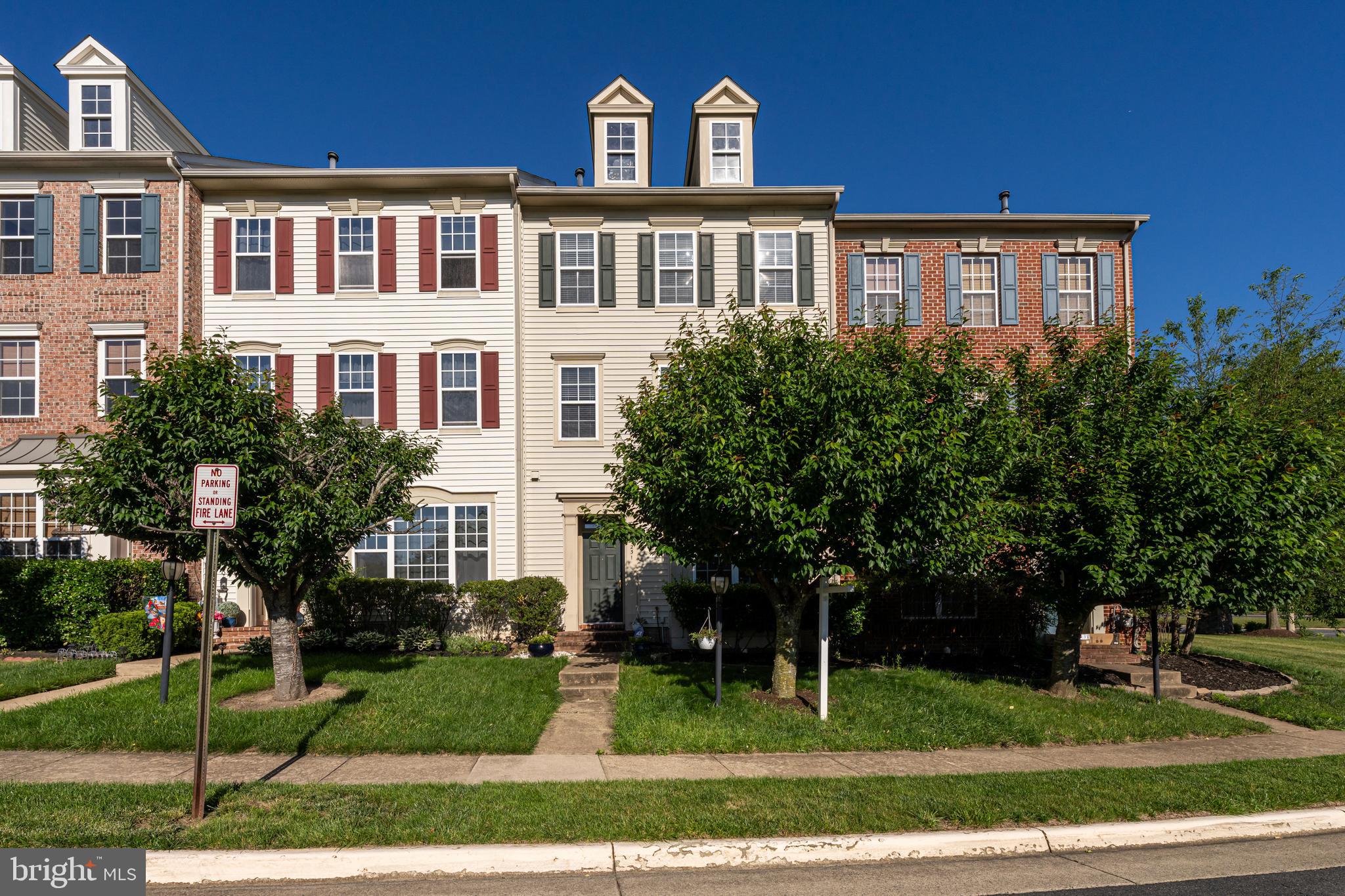 Beautiful and spacious townhouse with lovely lake views in the highly sought-after Victory Lakes community! This well-maintained 3-level home offers an open and inviting main level featuring a bright family room, expansive kitchen, breakfast area, stainless steel appliances, and a cozy gas fireplace with electric starter and glass door. Walk out to the private fenced courtyard, perfect for entertaining, with access to the detached 2-car garage.
The second level features a fabulous owner’s suite with a luxury en-suite bath, large walk-in closet, and an adjoining den/home office space ideal for today’s flexible lifestyle. The upper level offers two additional bedrooms, a full bath, an additional sitting area/loft space, and a laundry room.
Thoughtfully updated with major system and appliance improvements including A/C (electric) and heating (gas) systems replaced in 2024, microwave (2025), washer & dryer (2026), dishwasher (2026), disposer (2023), refrigerator (2023), stove (2023), and garage opener motor & springs (2023). Enjoy picturesque lake views that enhance the home's peaceful setting and appeal.