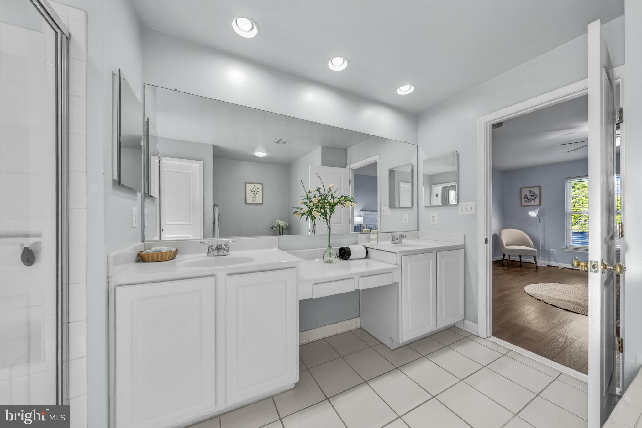 VICTORY LAKES - Residential