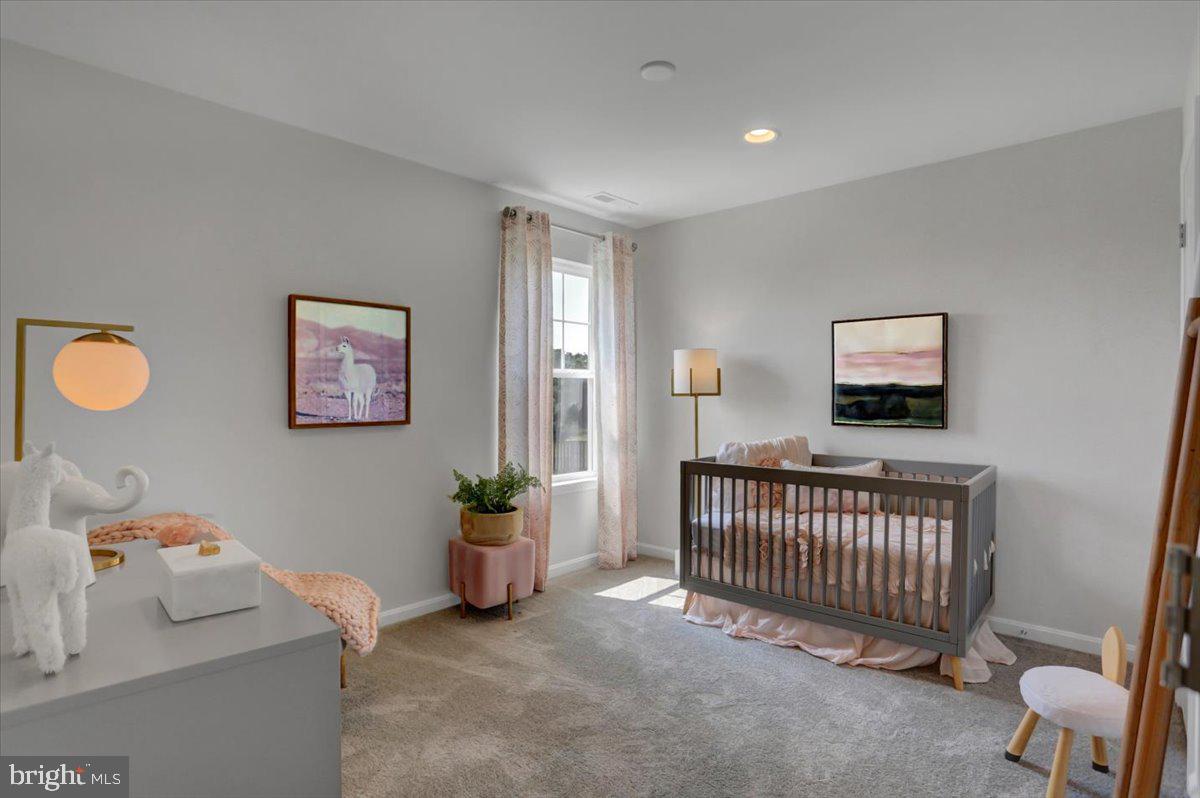 CAPTAIN'S COVE - Residential