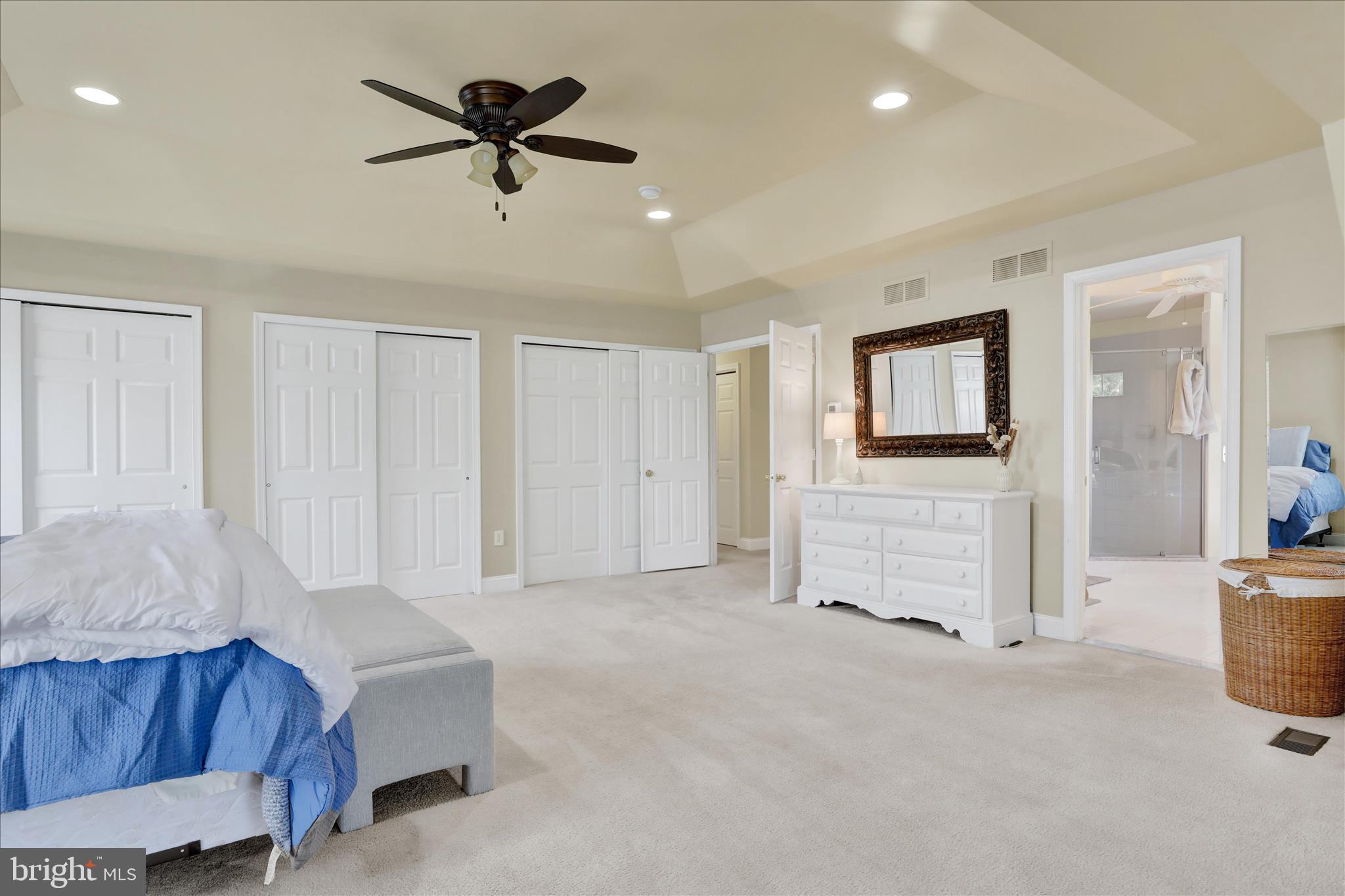 VALLEY GREEN - Residential