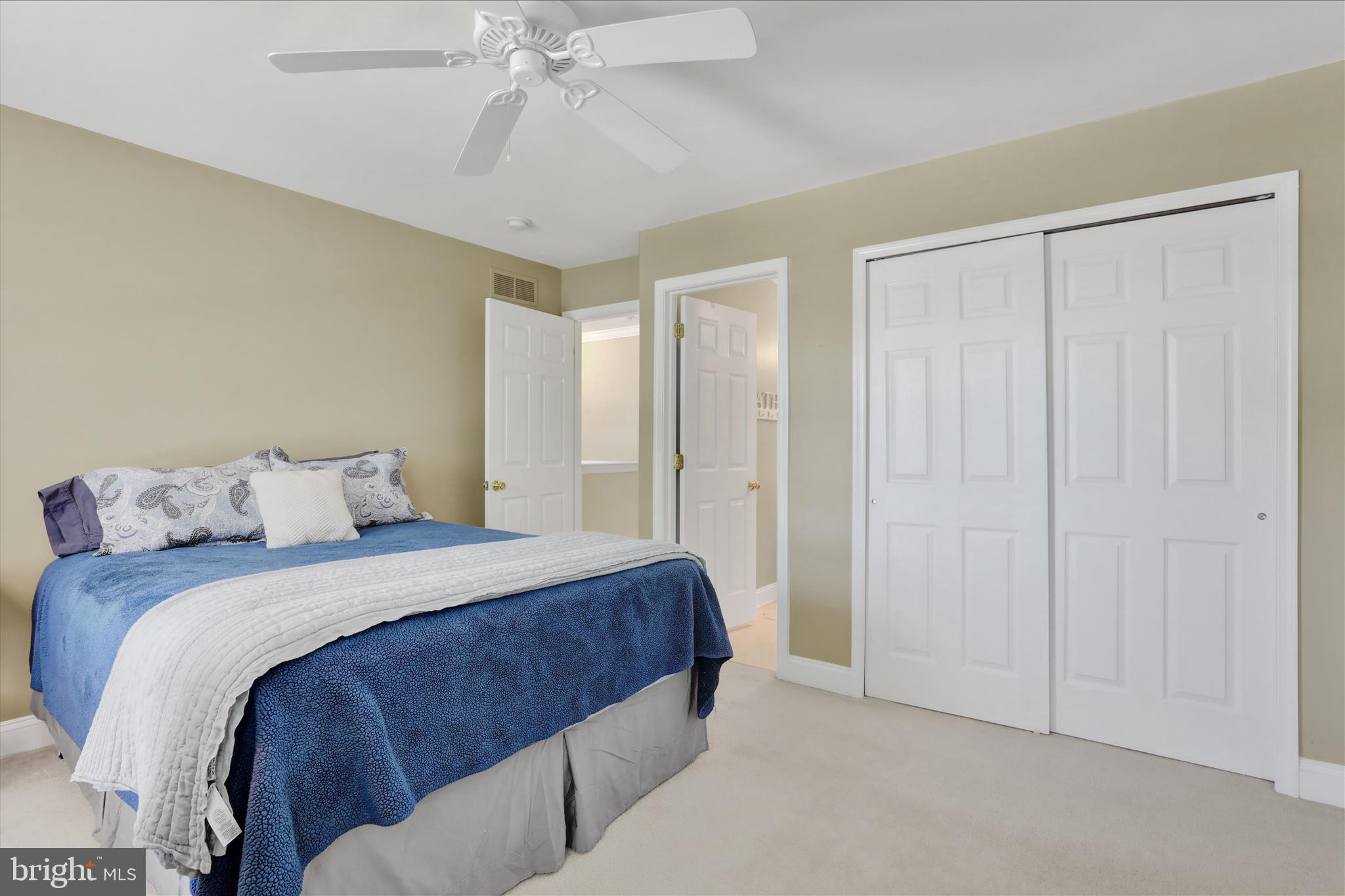 VALLEY GREEN - Residential