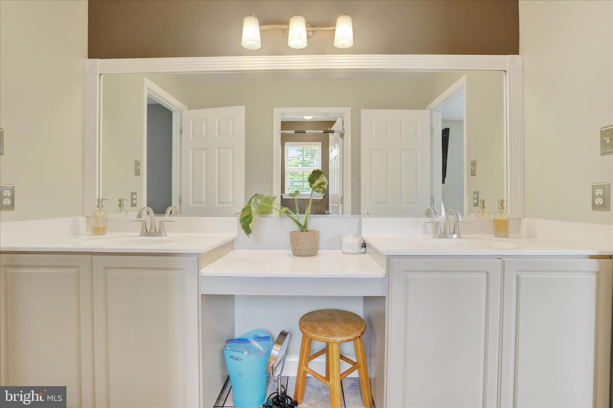 VALLEY GREEN - Residential