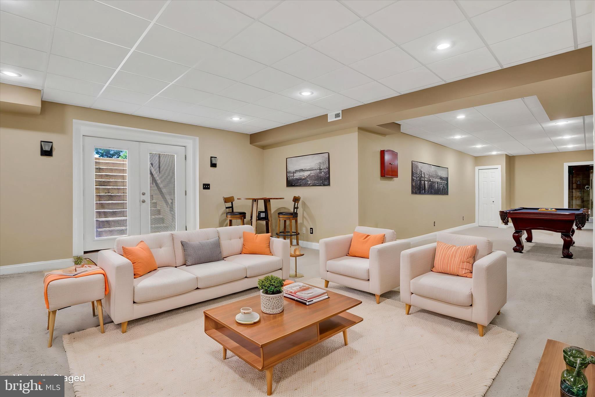 VALLEY GREEN - Residential