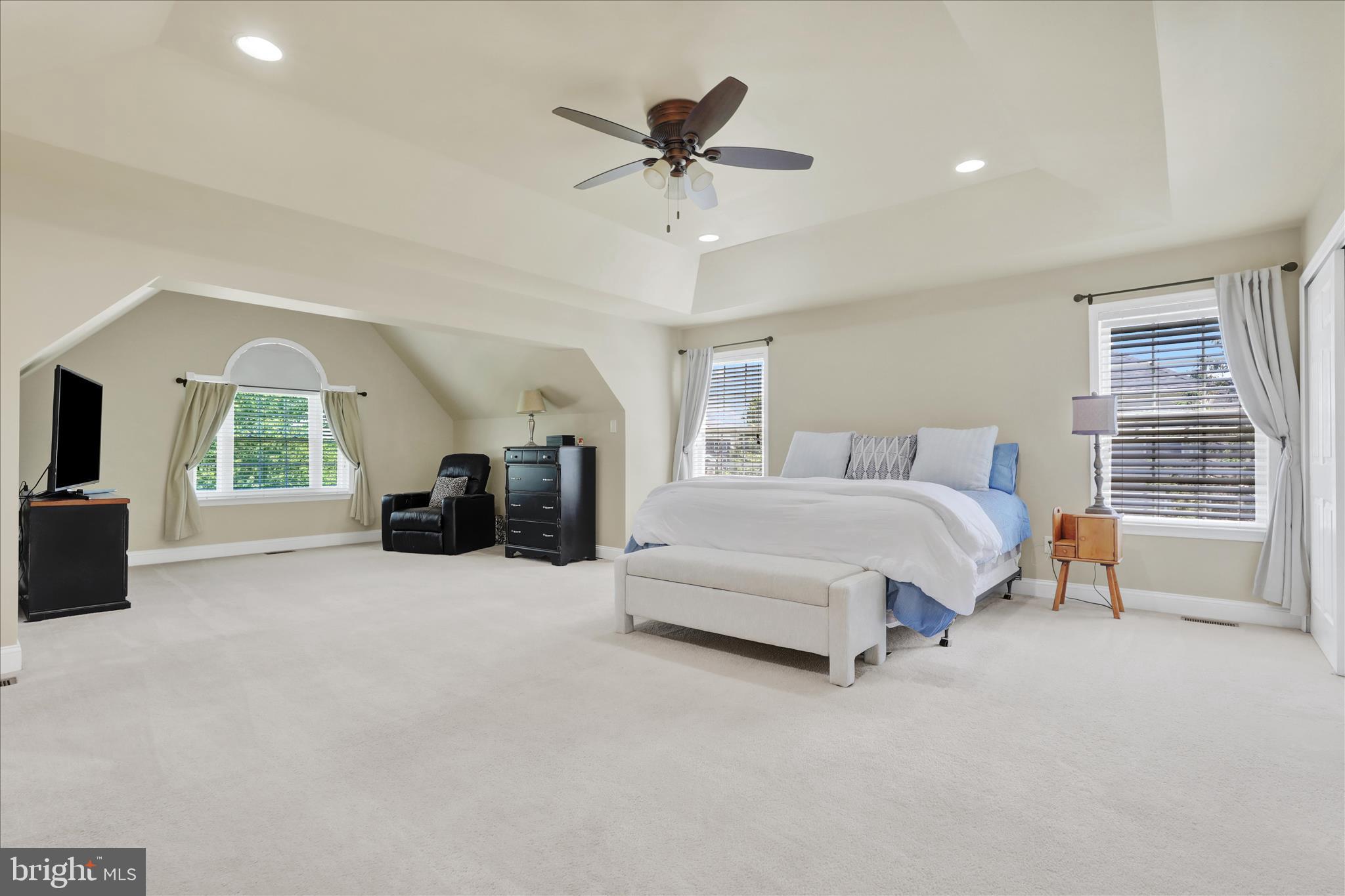 VALLEY GREEN - Residential