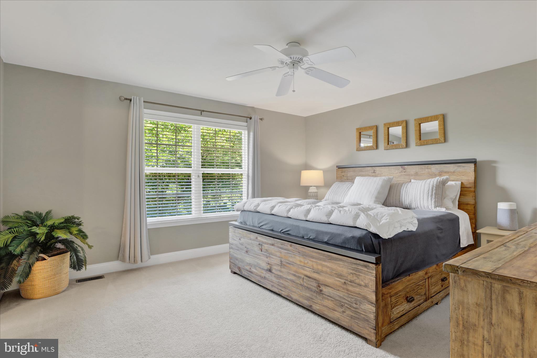 VALLEY GREEN - Residential