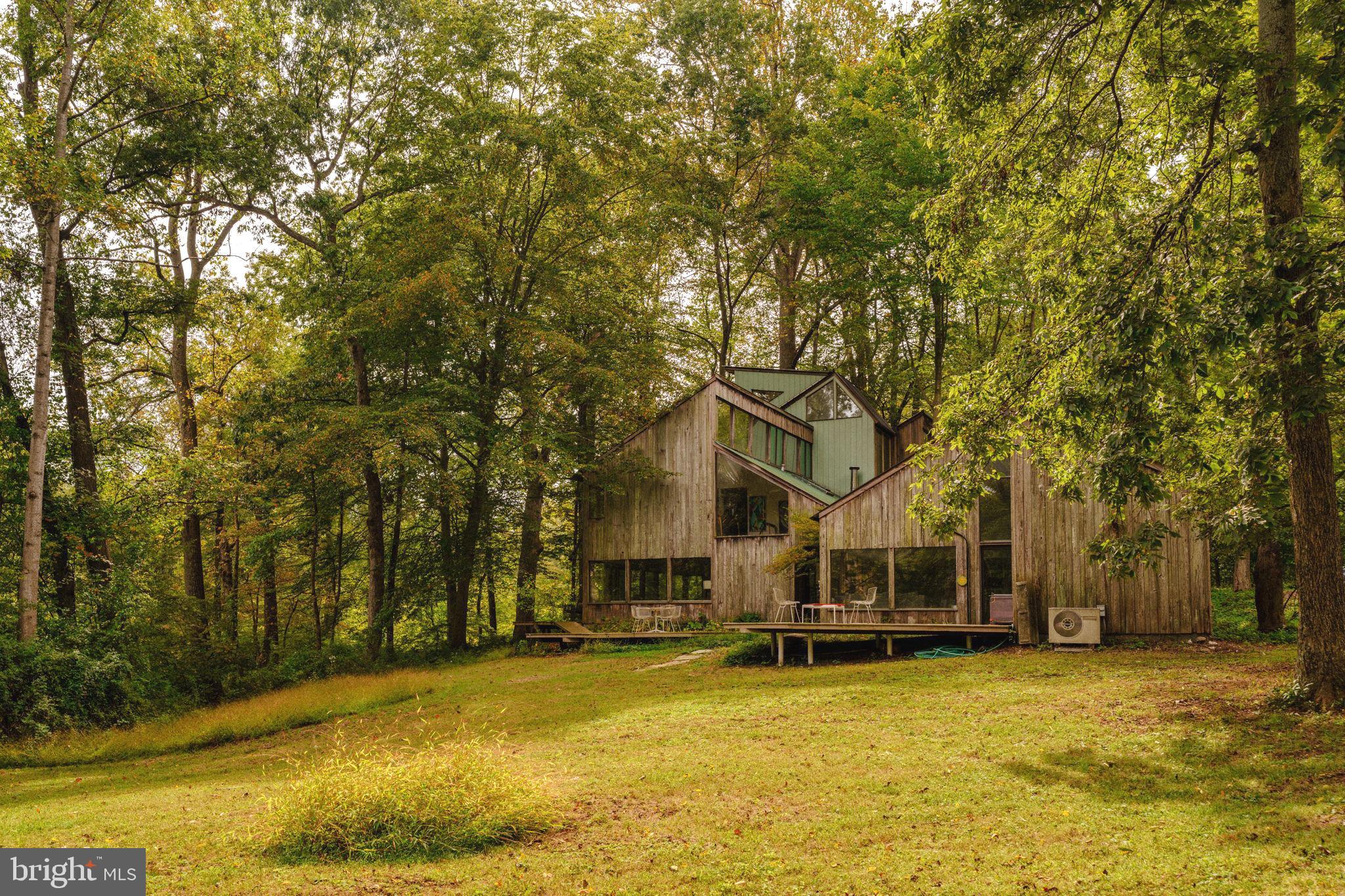 RADNOR HUNT - Residential