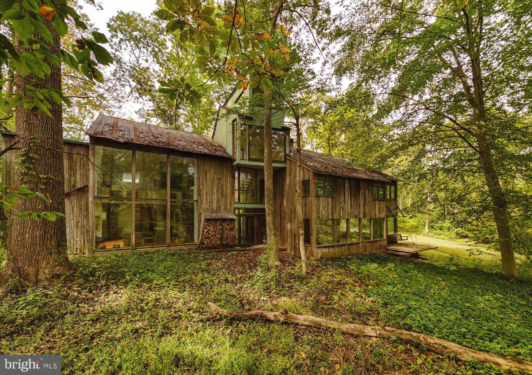 RADNOR HUNT - Residential