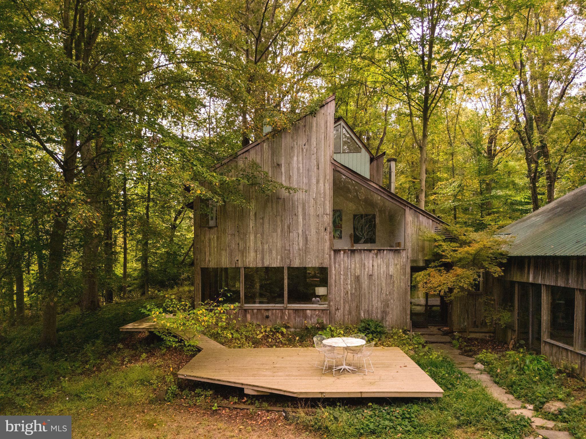 RADNOR HUNT - Residential