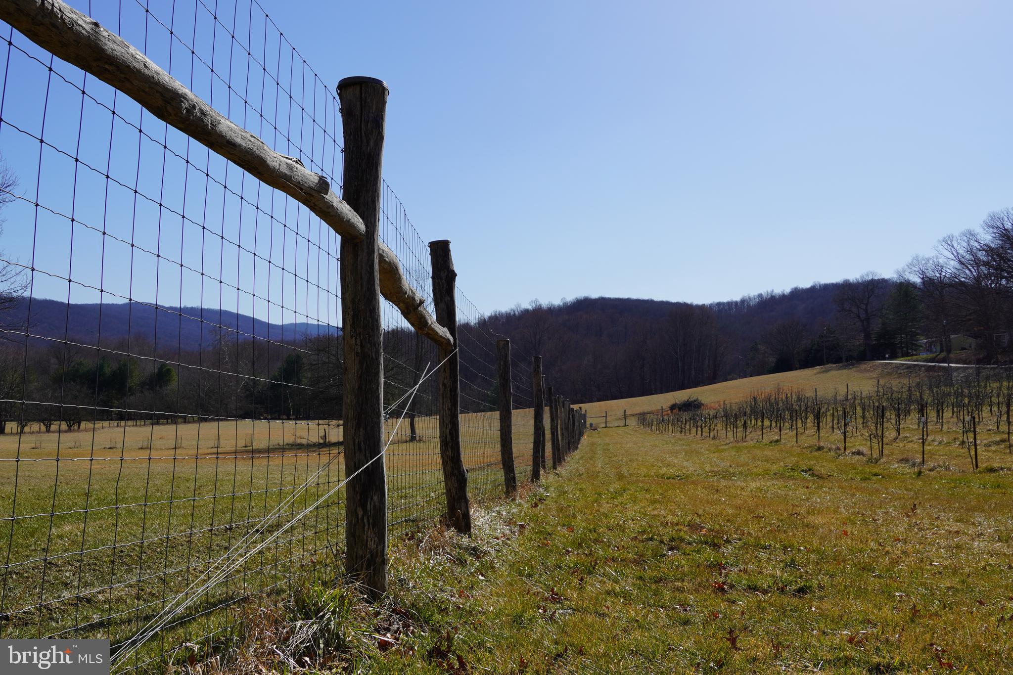 KEEDYSVILLE - Farm