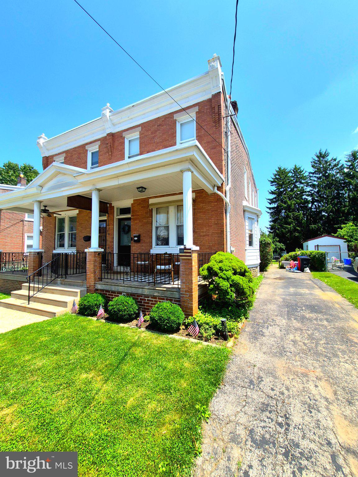 JENKINTOWN - Residential