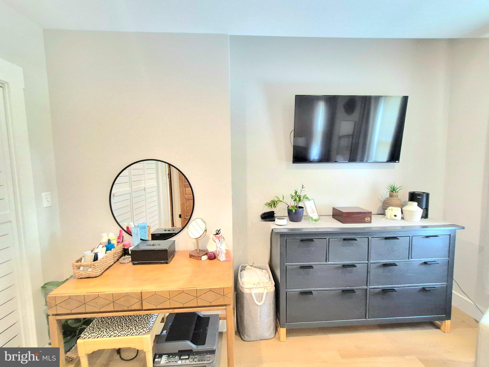 JENKINTOWN - Residential