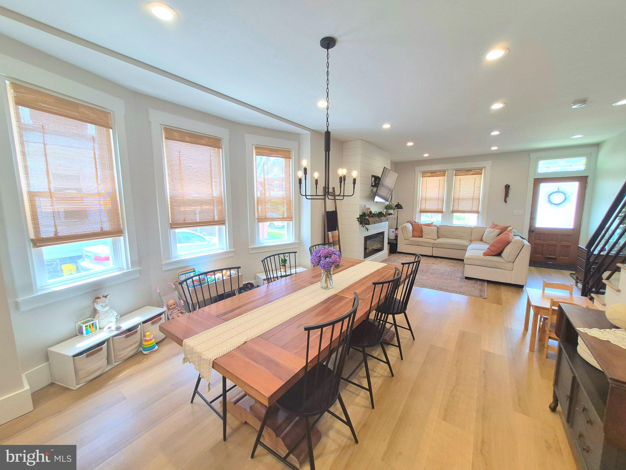 JENKINTOWN - Residential
