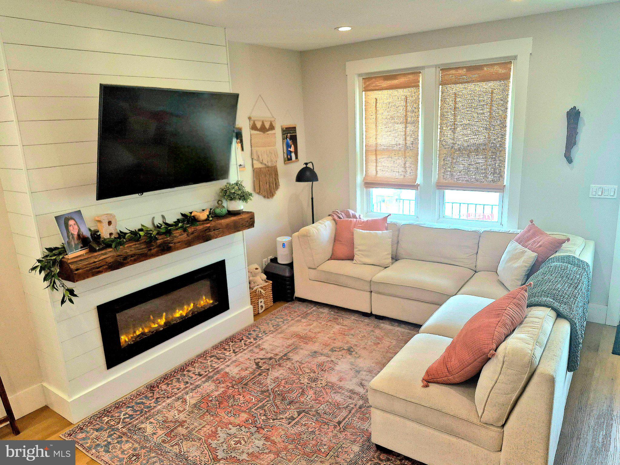 JENKINTOWN - Residential