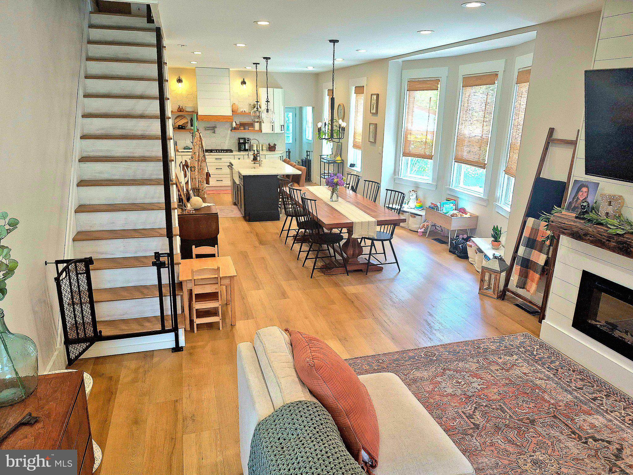 JENKINTOWN - Residential