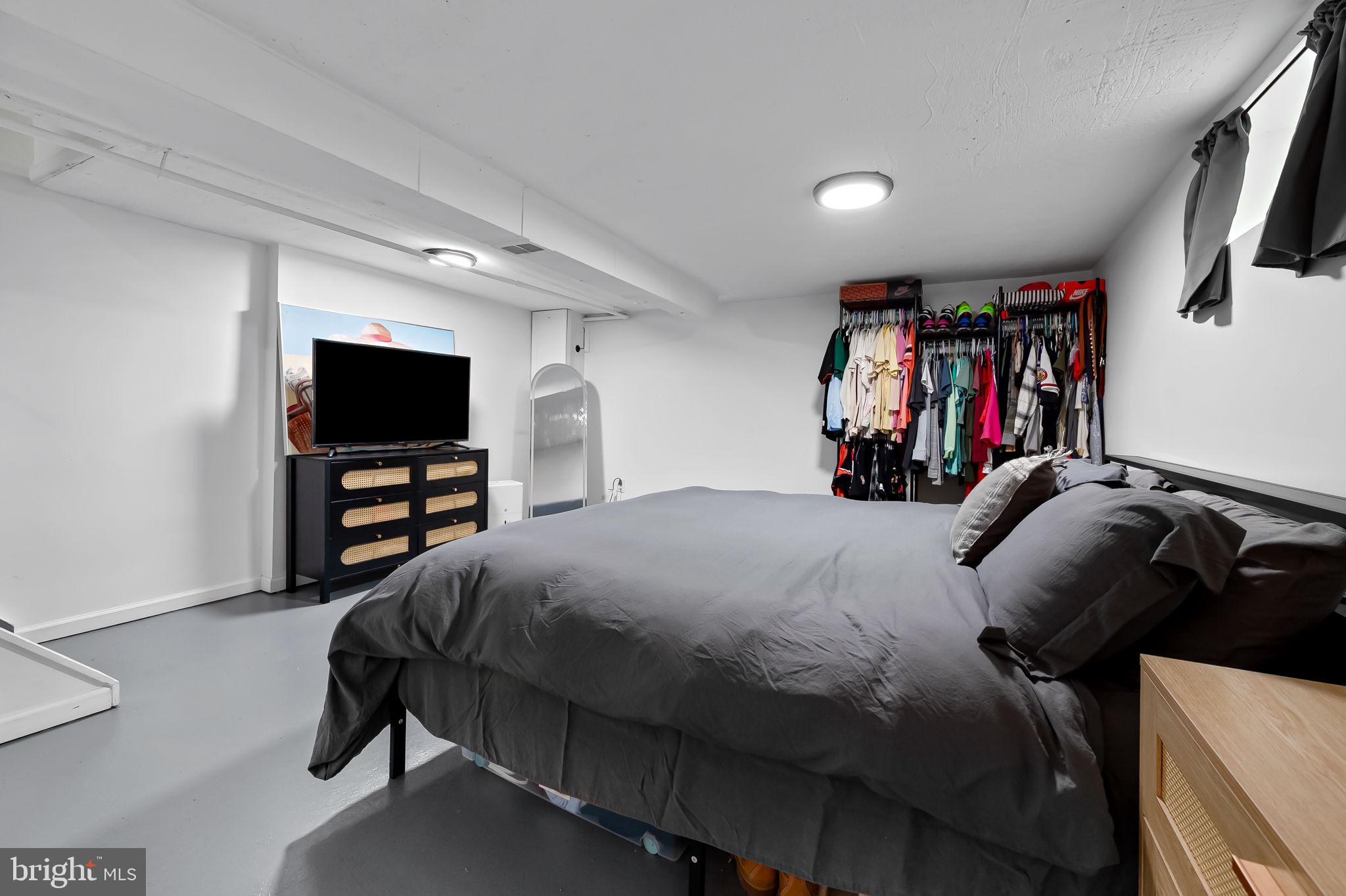 FRANKFORD - Residential