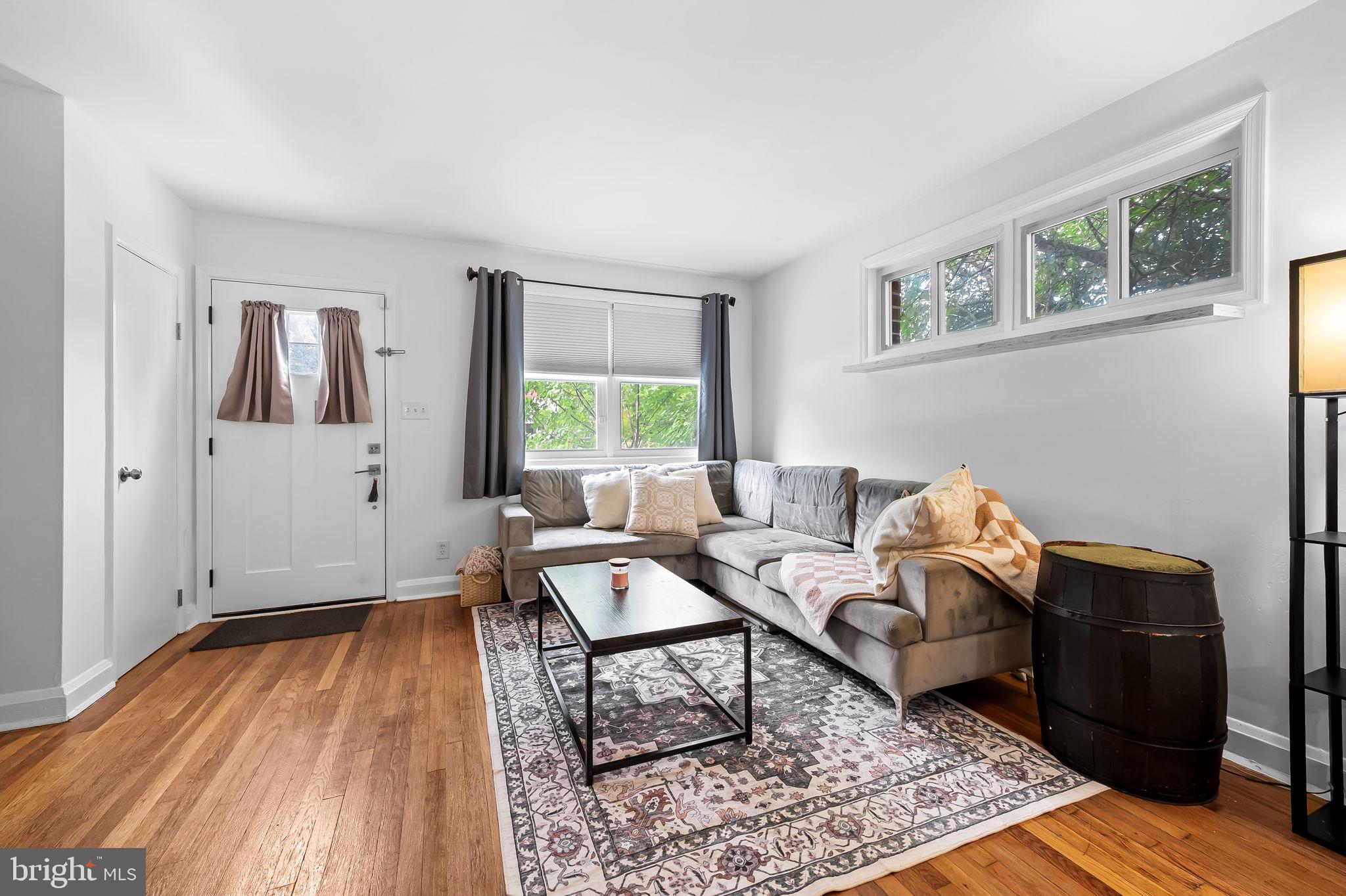 FRANKFORD - Residential