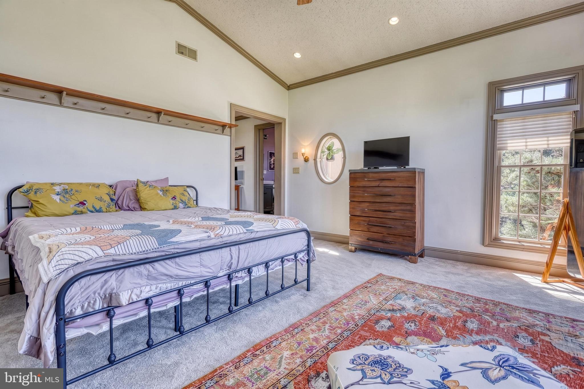 LINCOLN HEIGHTS - Residential