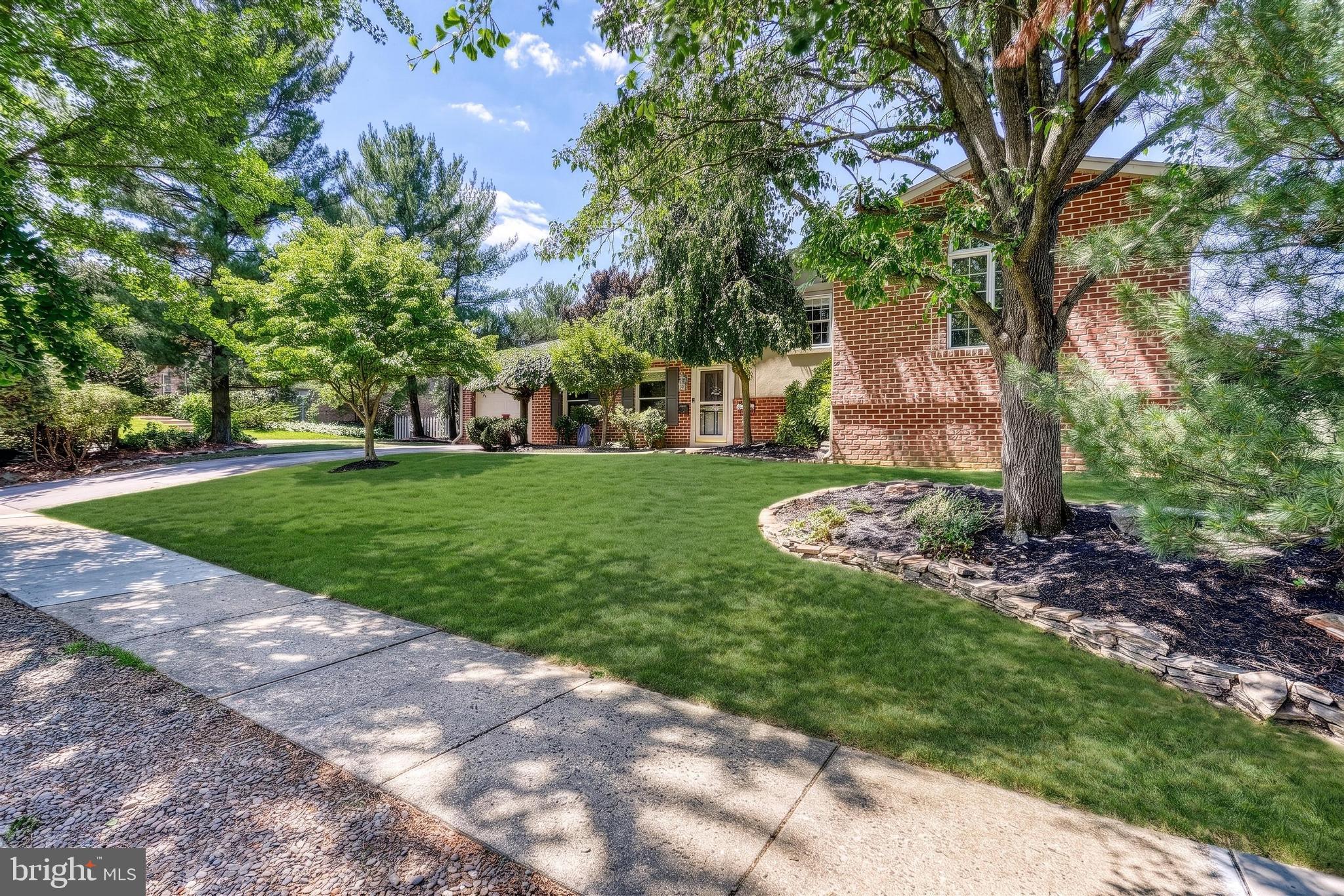 LINCOLN HEIGHTS - Residential