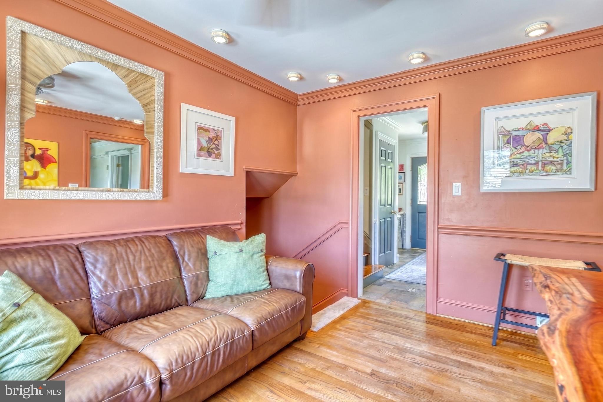 LINCOLN HEIGHTS - Residential