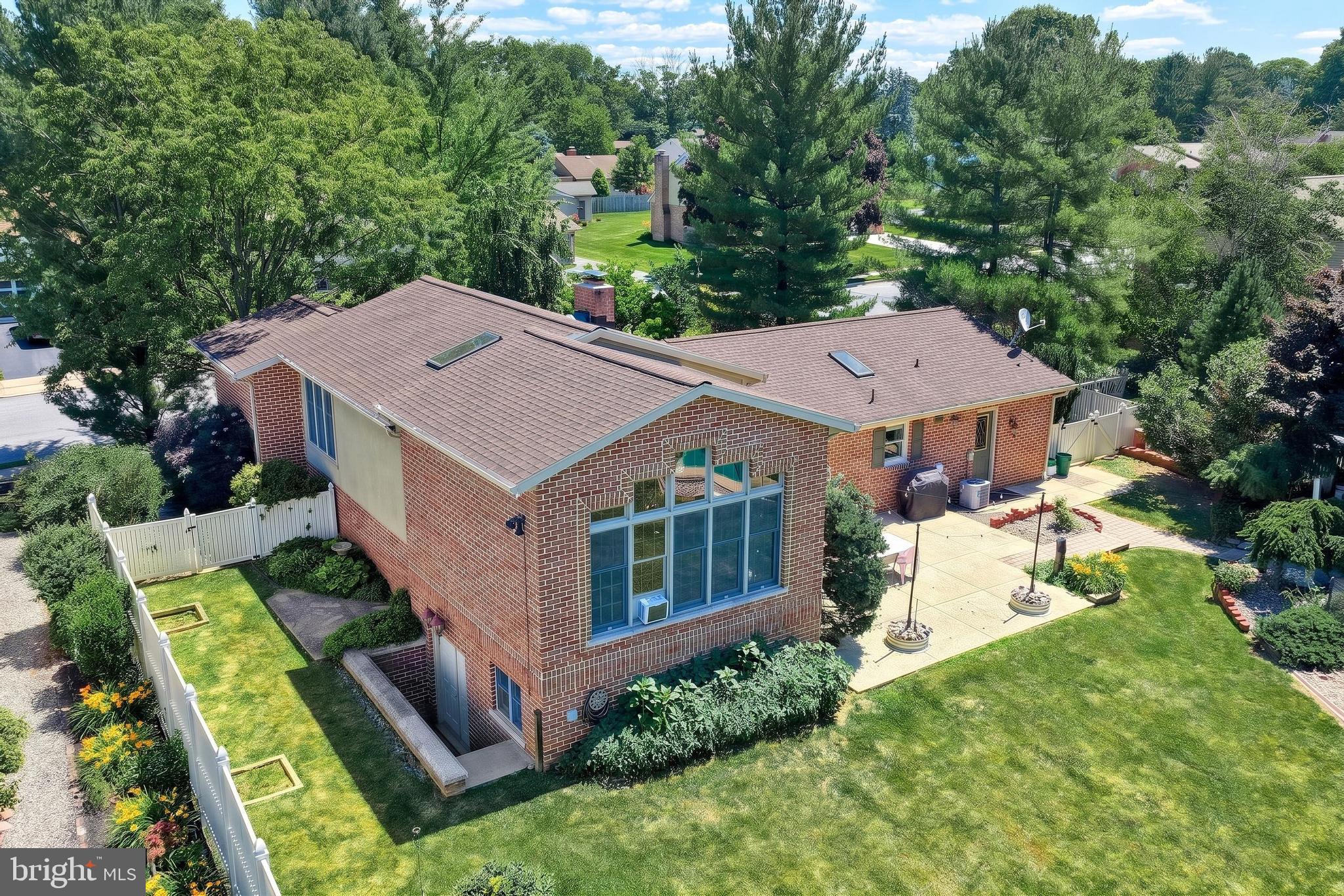 LINCOLN HEIGHTS - Residential