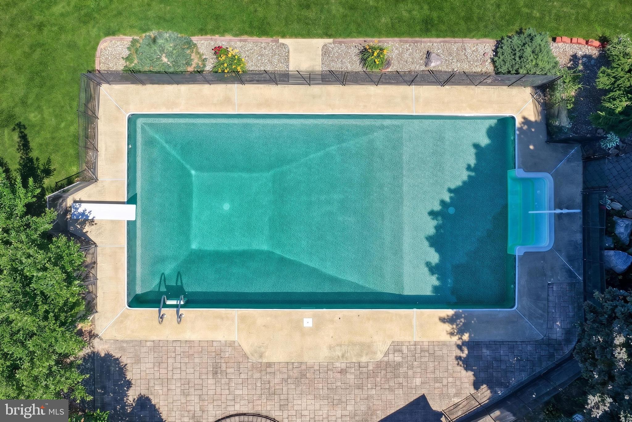 LINCOLN HEIGHTS - Residential