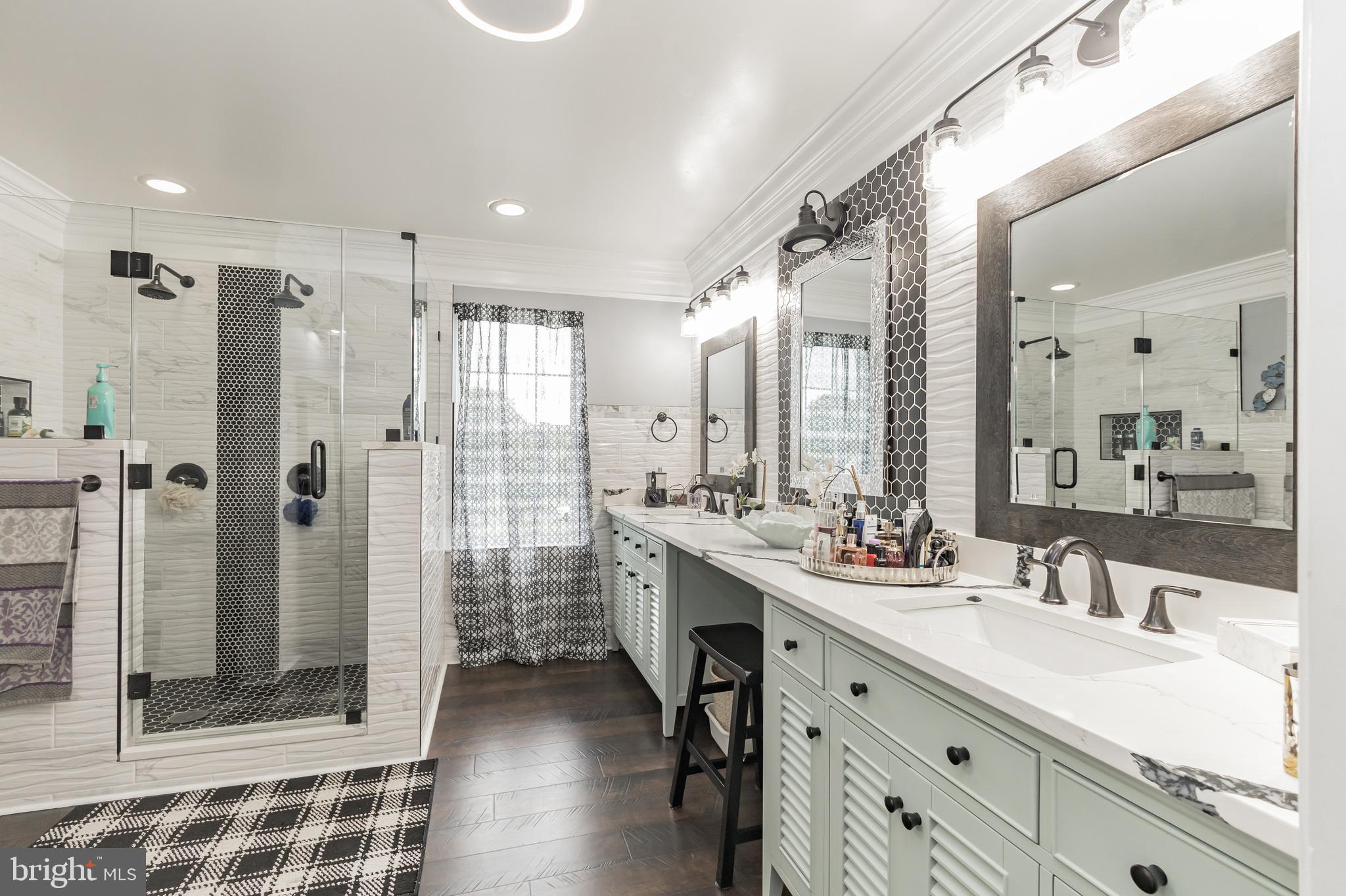 BROOKEFIELD - Residential